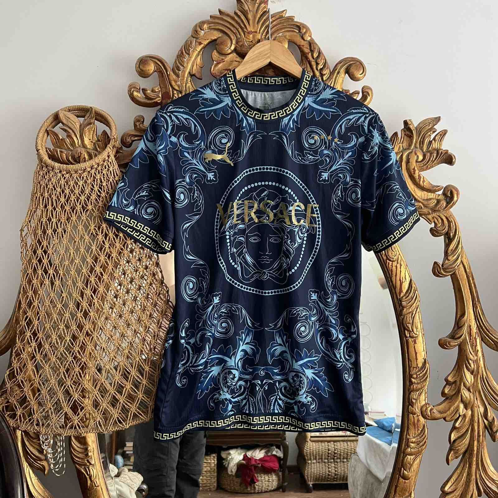 Custom Puma Versace soccer jersey Sz M
