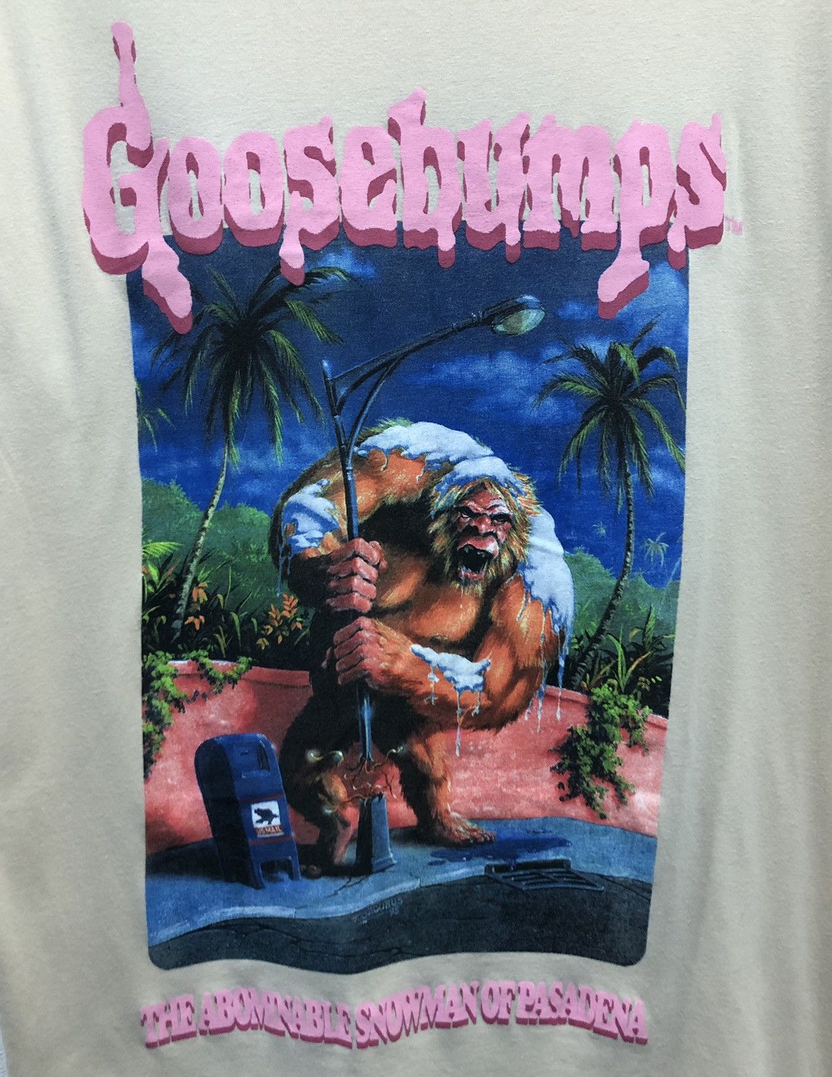 Vintage Vintage Goosebumps The Abominable Snowman Of Pasadena TShirt Size US L / EU 52-54 / 3 - 3 Thumbnail