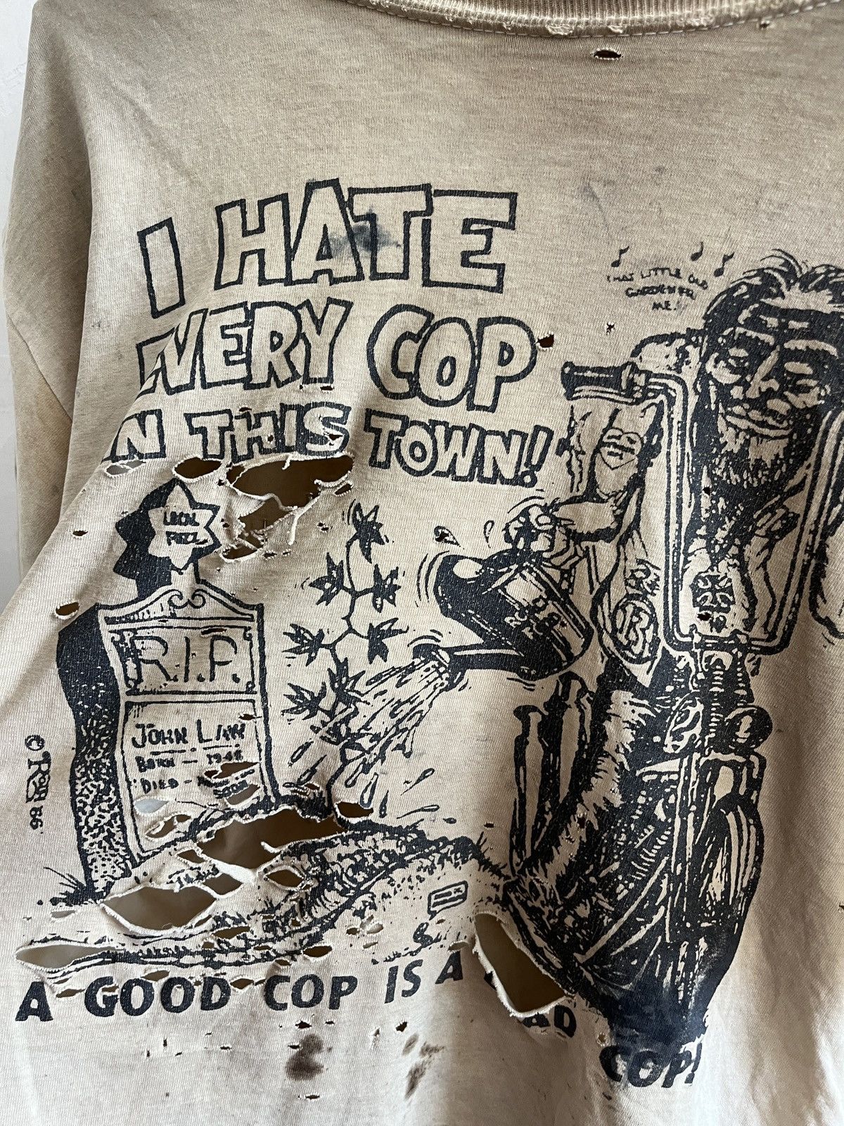 Other Insanely thrashed Vintage tee shirt Size US M / EU 48-50 / 2 - 2 Thumbnail