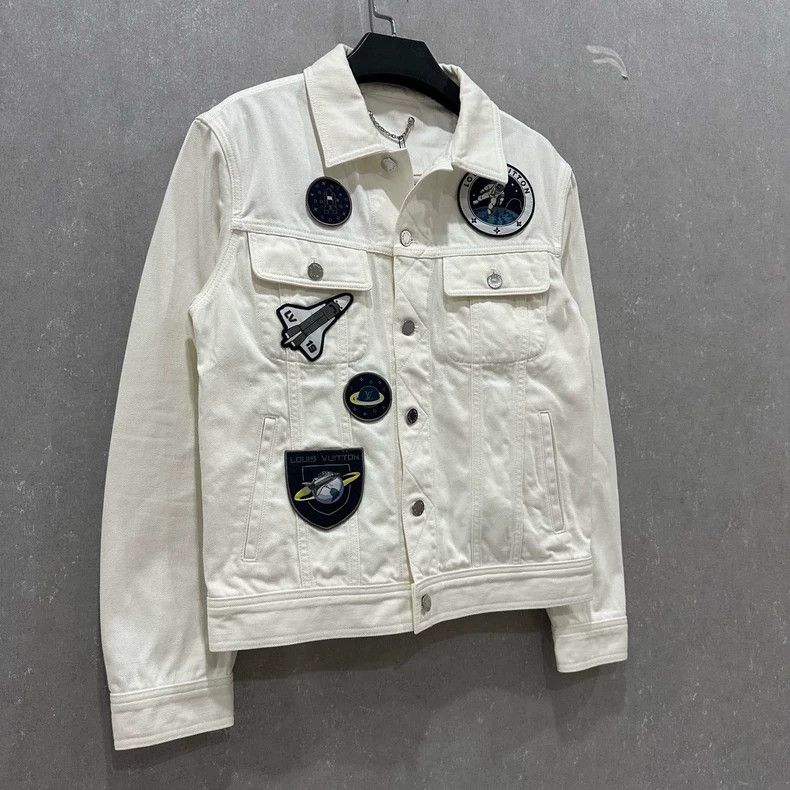 Louis Vuitton Louis Vuitton White astronaut denim jacket Size US S / EU 44-46 / 1 - 3 Thumbnail
