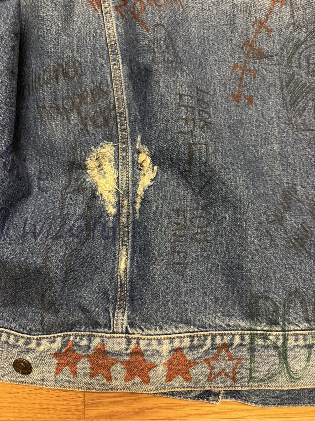 Balenciaga BALENCIAGA Scribble Oversized Denim Jacket Size US M / EU 48-50 / 2 - 16 Thumbnail