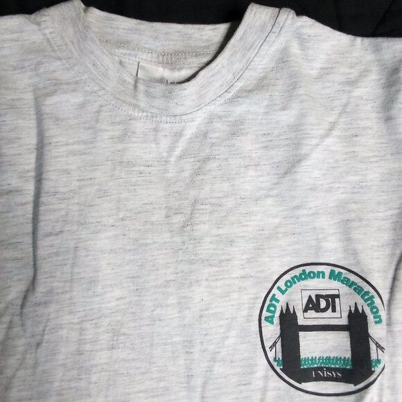 Adidas Vintage ADT London Marathon Offical Adidas Supplier T-Shirt Size US S / EU 44-46 / 1 - 3 Thumbnail