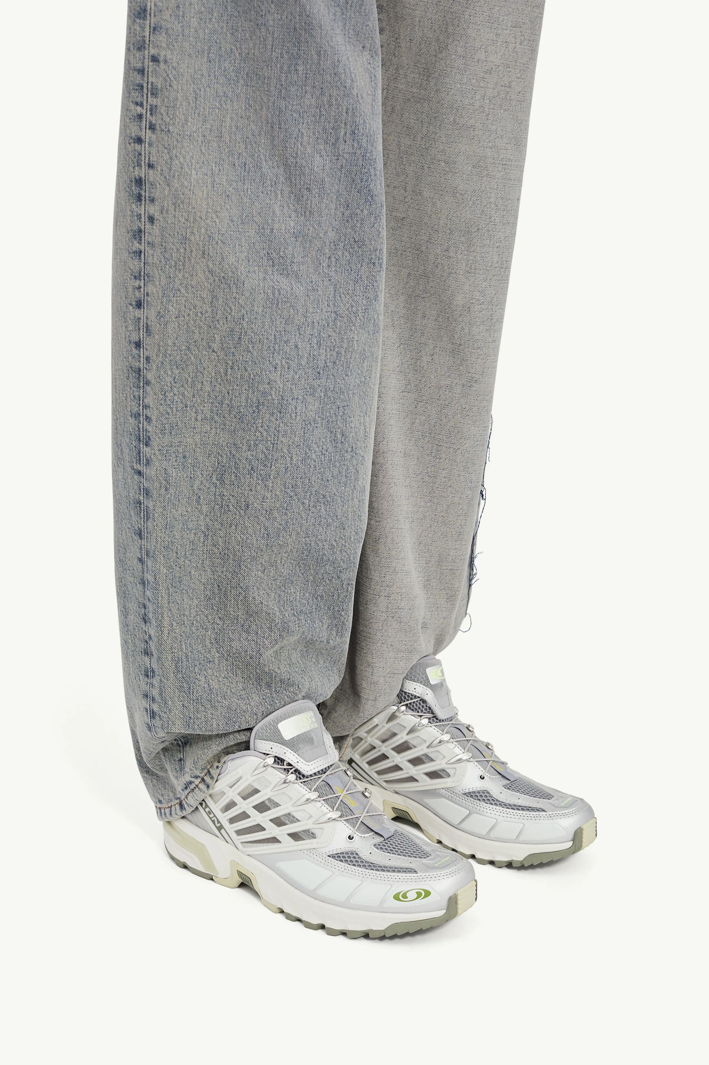 Maison Margiela × Salomon o1w1db10526 ACS Pro Low-Top Sneakers in Light Grey/Multi Size US 8 / IT 38 - 6 Thumbnail