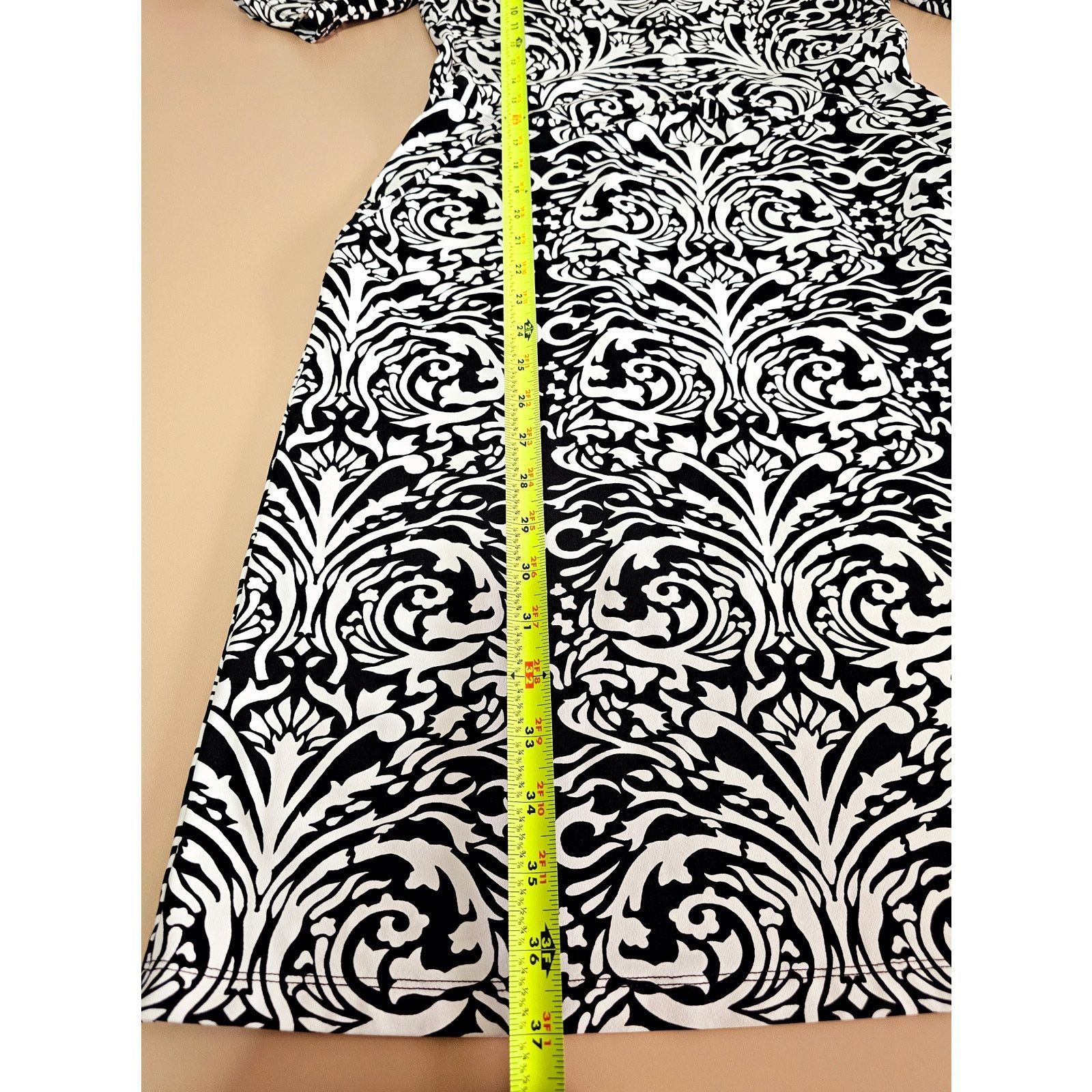 J.McLaughlin J. McLaughlin Catalina Cloth B/W Sheath Stretch Dress XS Size XS / US 0-2 / IT 36-38 - 4 Thumbnail