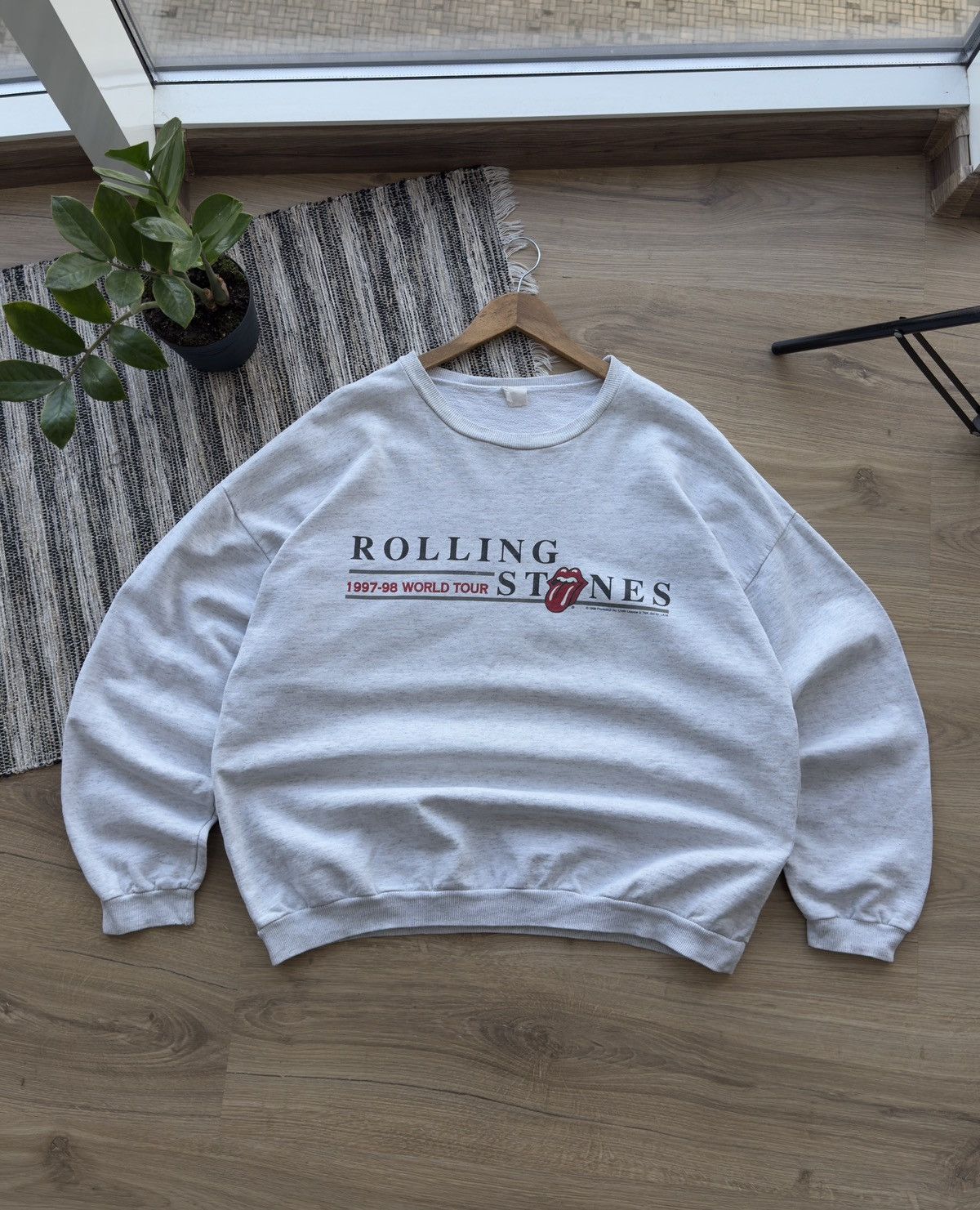 The Rolling Stones Vintage Rolling Stones Sweatshirt Adult 1998 World Tour Size US XL / EU 56 / 4 - 2 Thumbnail