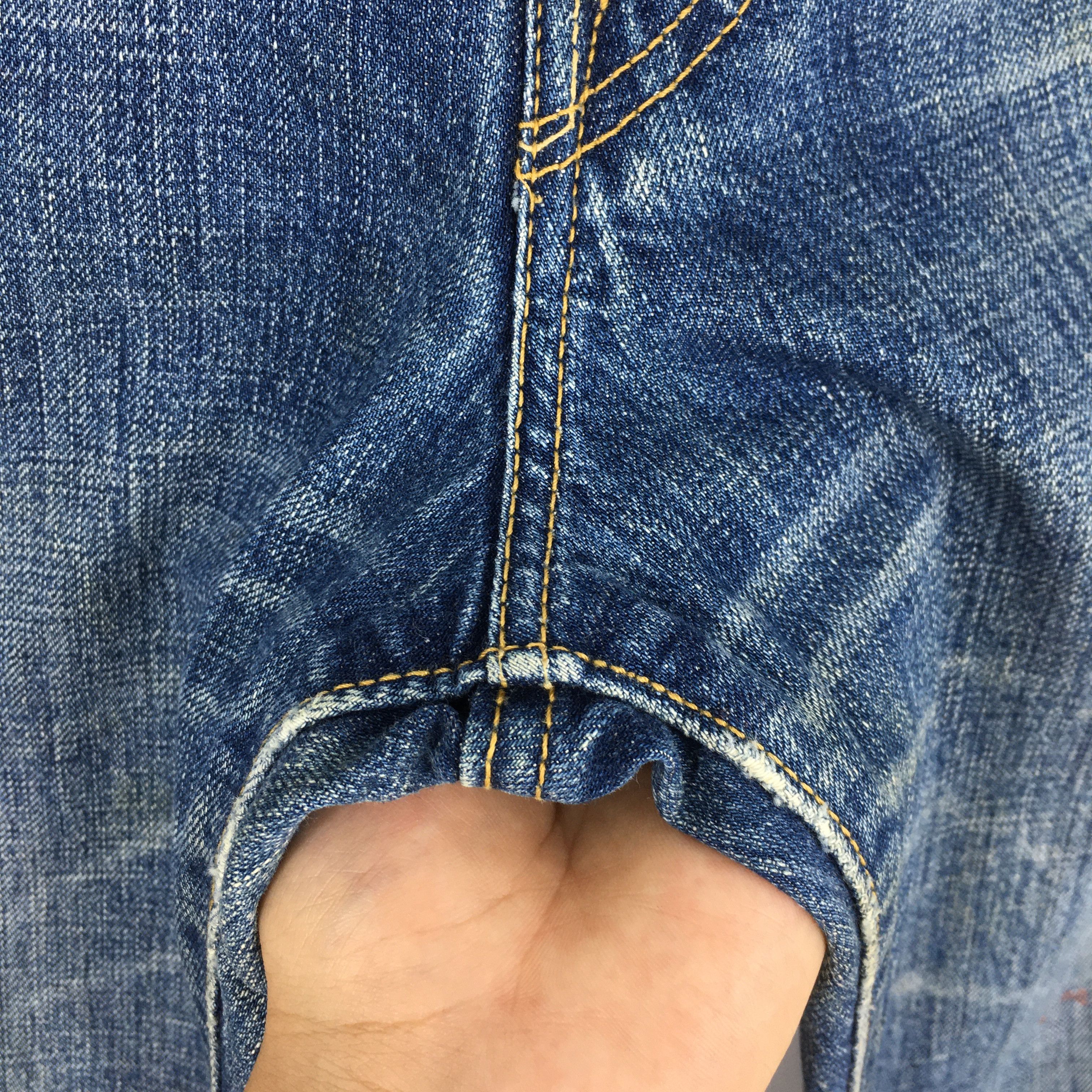 Levi's Size 28x30.5 Vintage 90s Levi's 501 Faded Blue Jeans S1214 Size US 28 / EU 44 - 7 Thumbnail