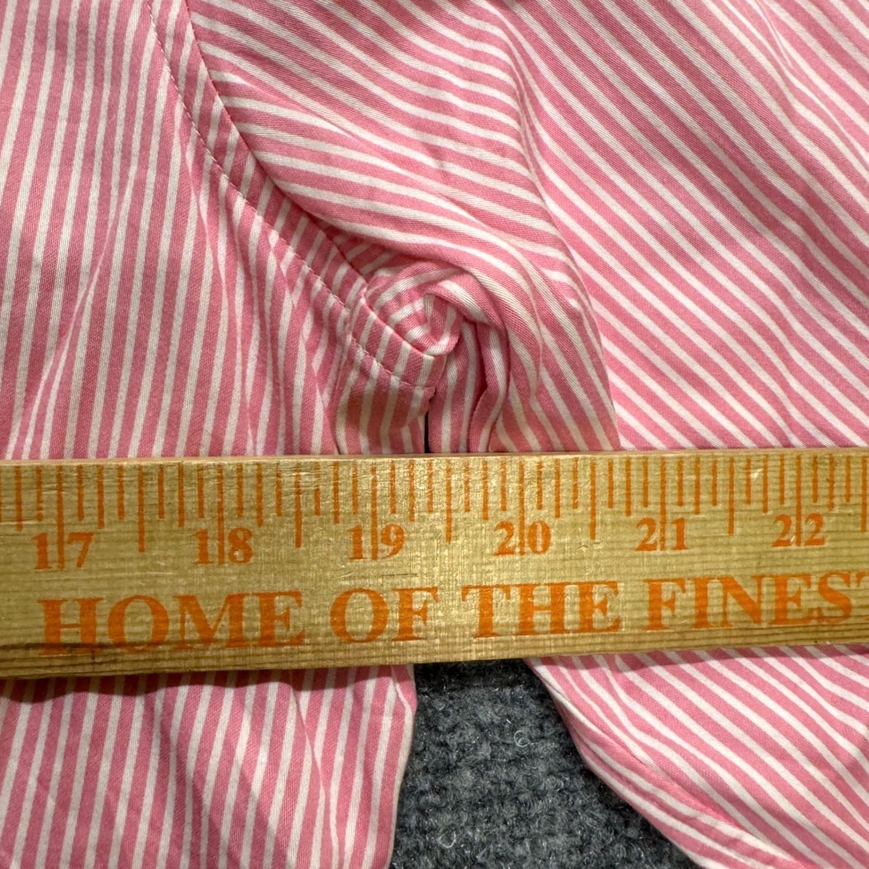 Brooks Brothers Brooks Brothers women's shirt pink striped button-down Size XS Slim Dress T-Shirt Regular pink Women XS Button-Down Shirt Size XS / US 0-2 / IT 36-38 - 4 Thumbnail