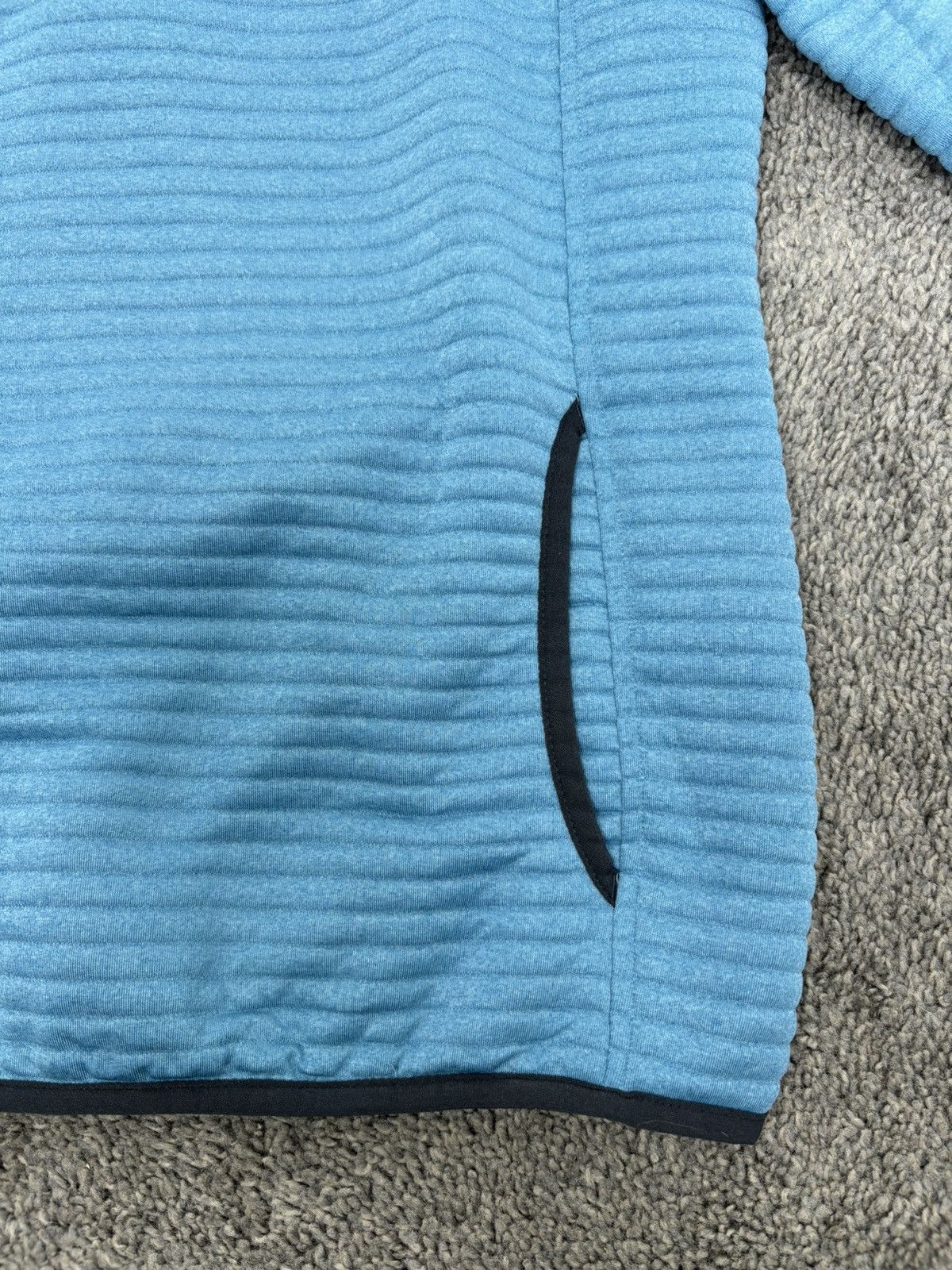 L.L. Bean L.L bean blue airlight knit 1/4 snap lightweight pullover Size US S / EU 44-46 / 1 - 3 Thumbnail