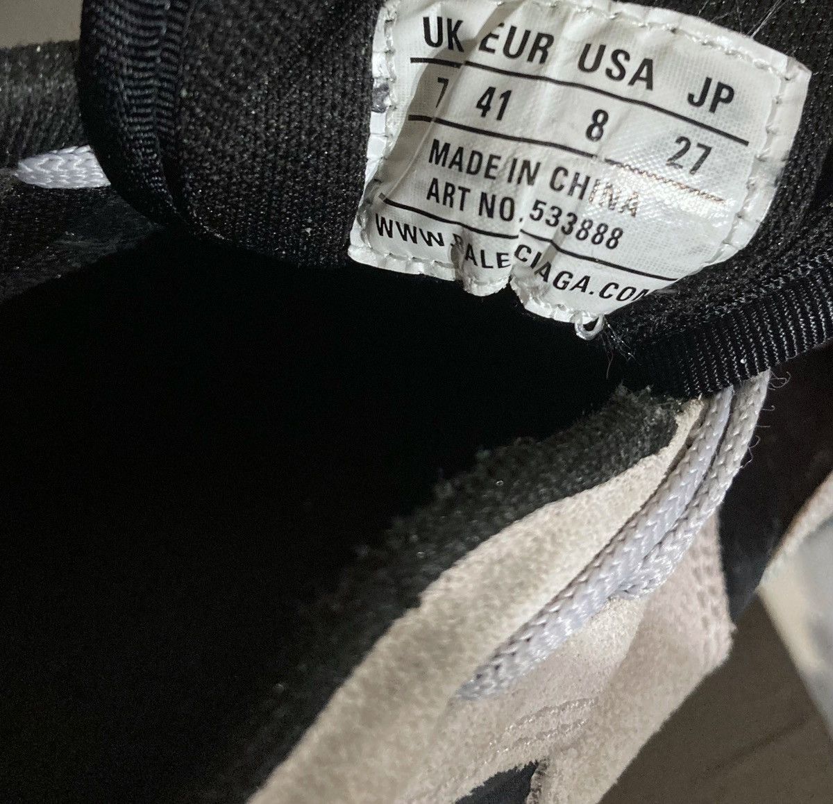 Balenciaga TRIPLE S 2.0 VOLT TRAINERS CHUNKY DAD SHOES Size US 8 / EU 41 - 7 Thumbnail