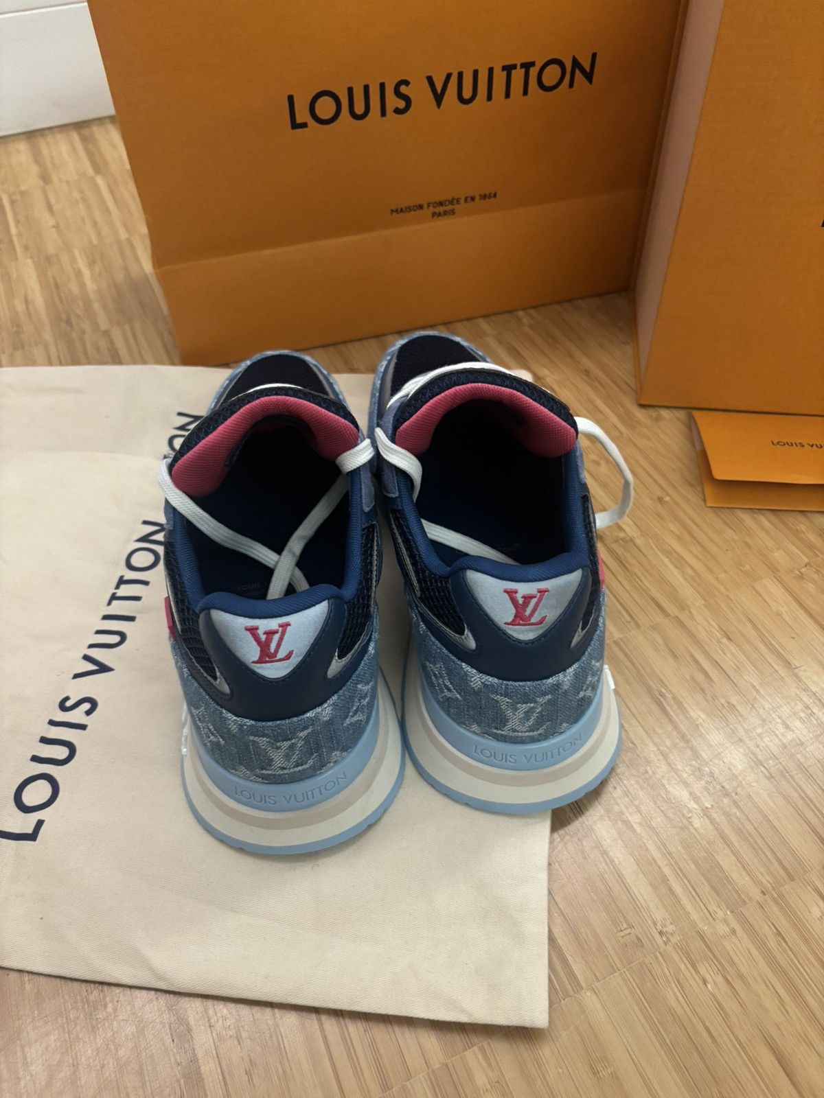 Louis Vuitton Louis Vuitton Run Away Sneaker Limited edition 8.5 US EU 42 Size US 8.5 / EU 41-42 - 4 Thumbnail