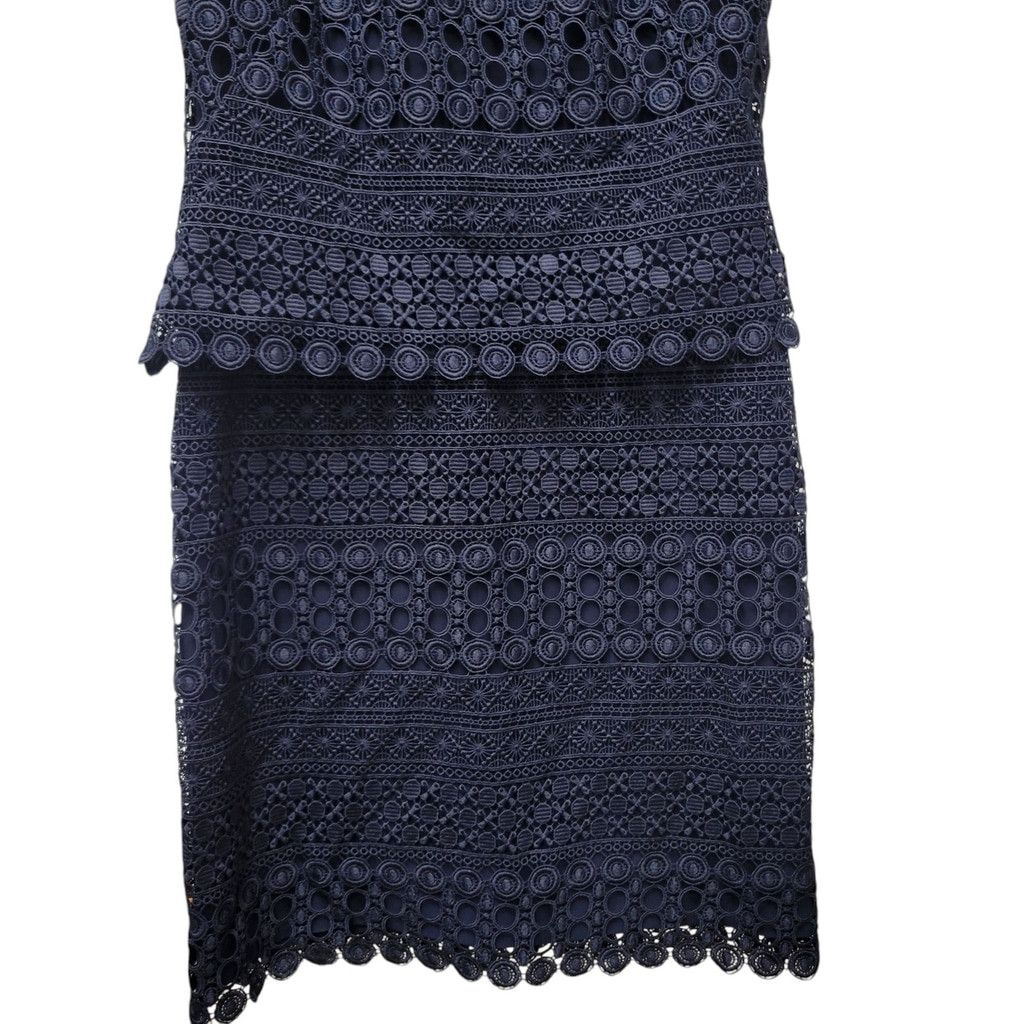 Lauren Ralph Lauren Lauren by Ralph Lauren Women's Sheer-Yoke Lace Dress 8 Size M / US 6-8 / IT 42-44 - 7 Thumbnail