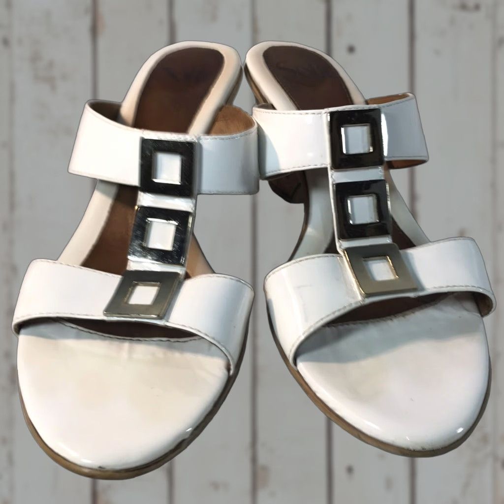 Vintage Sofft White Leather Wedge Slides Women's Size 8N Summer Casual Comfort 2.5in Size US 8 / IT 38 - 1 Thumbnail