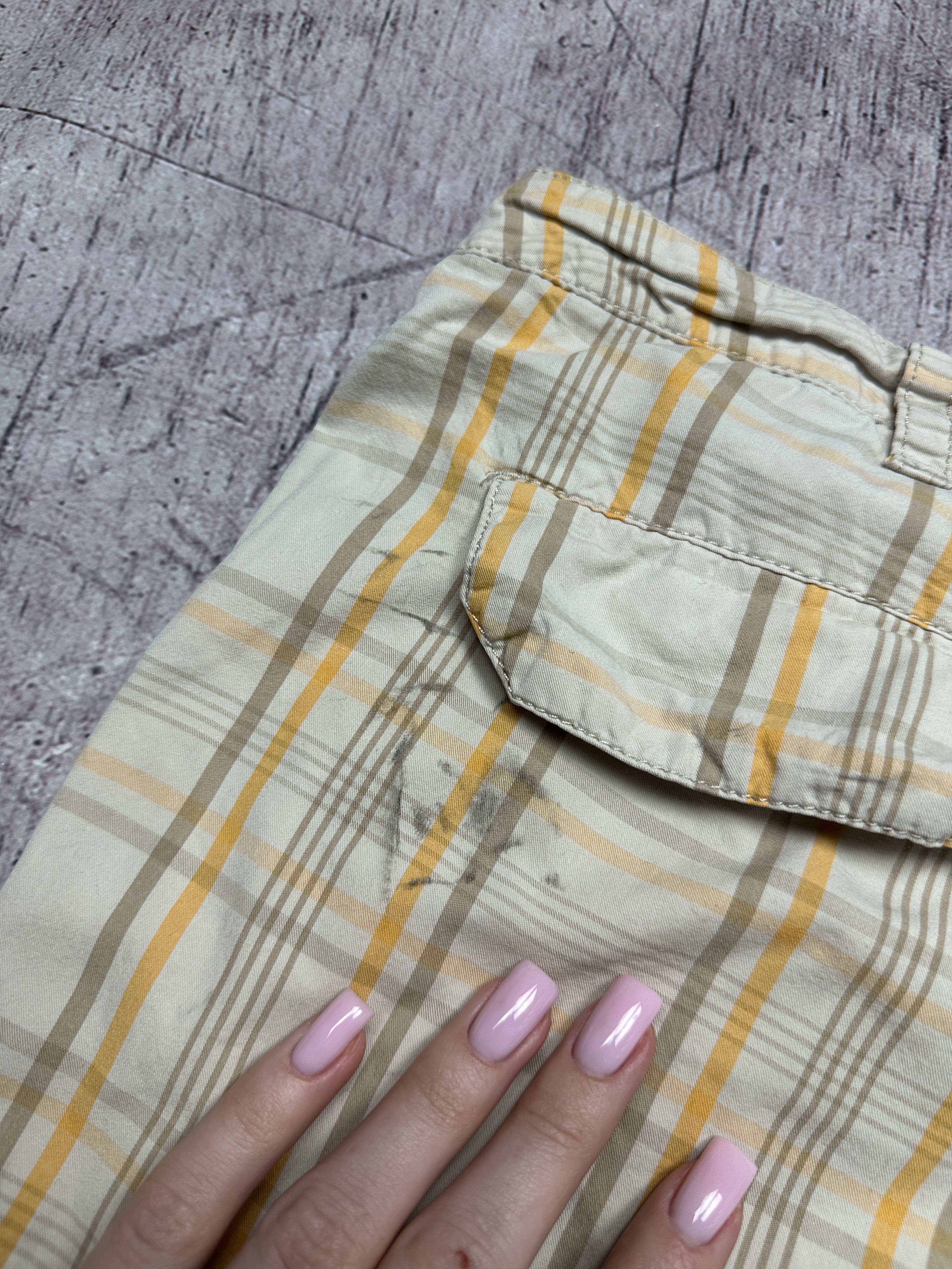 Nike Nike Vintage Mens Cargo Shorts Size US 34 / EU 50 - 9 Thumbnail