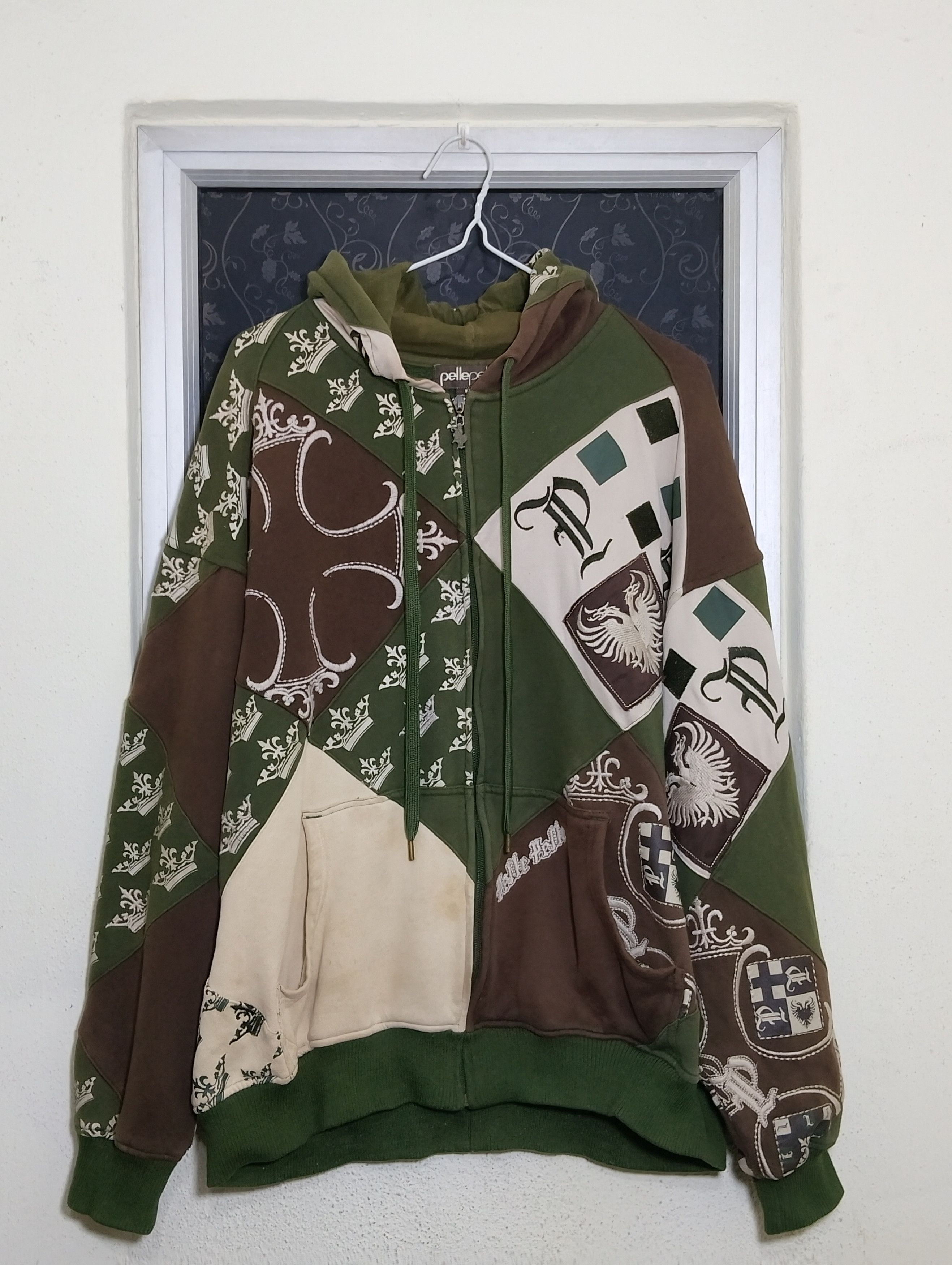 Pelle Pelle Pelle Pelle Hoodie Vintage | Streetwear | Y2K Size US XL / EU 56 / 4 - 1 Thumbnail