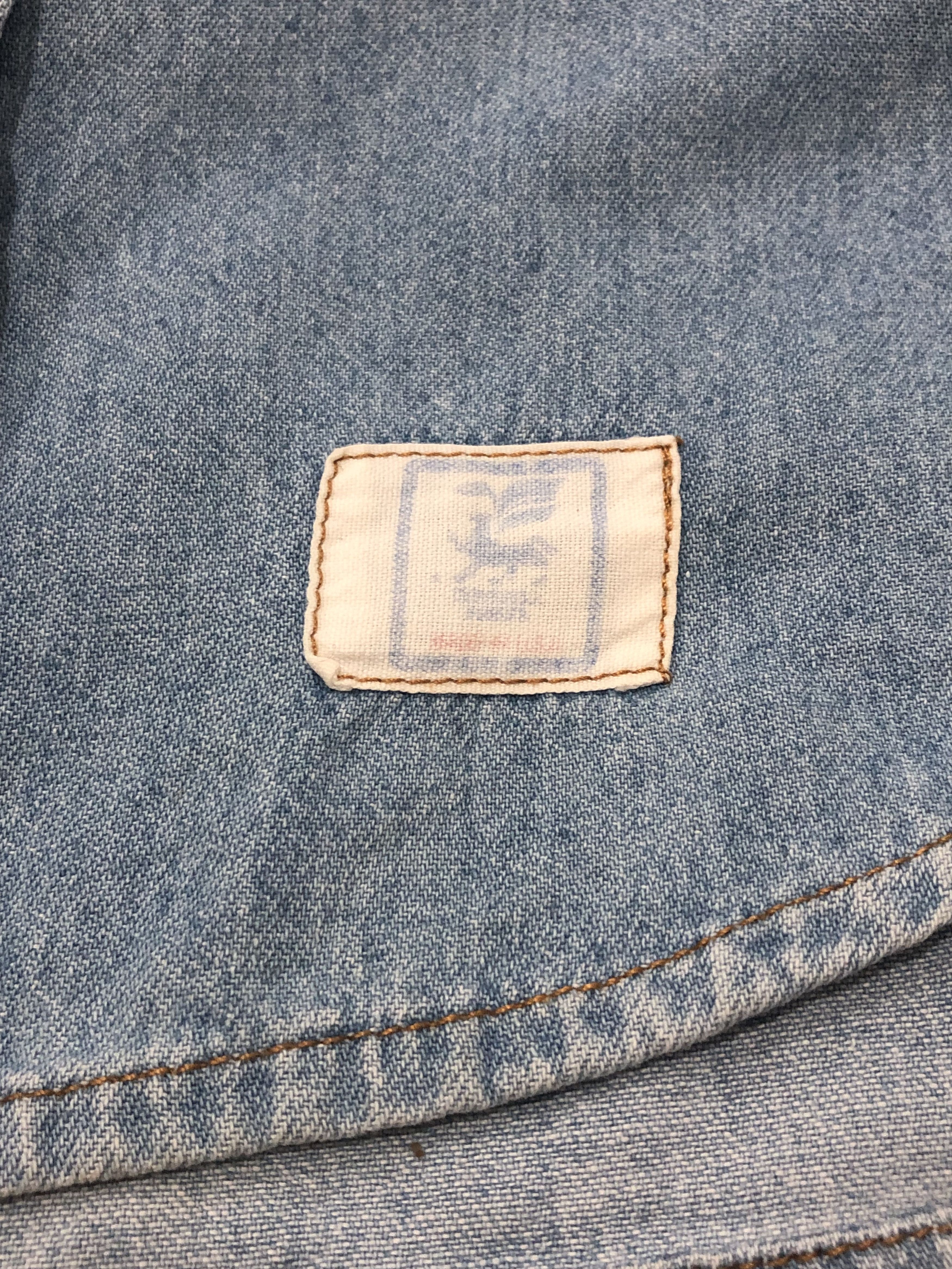 Blue Blue Japan × Japanese Brand × Vintage Vintage Worn Blue Blue Button Up Denim Shirt Size US M / EU 48-50 / 2 - 3 Thumbnail