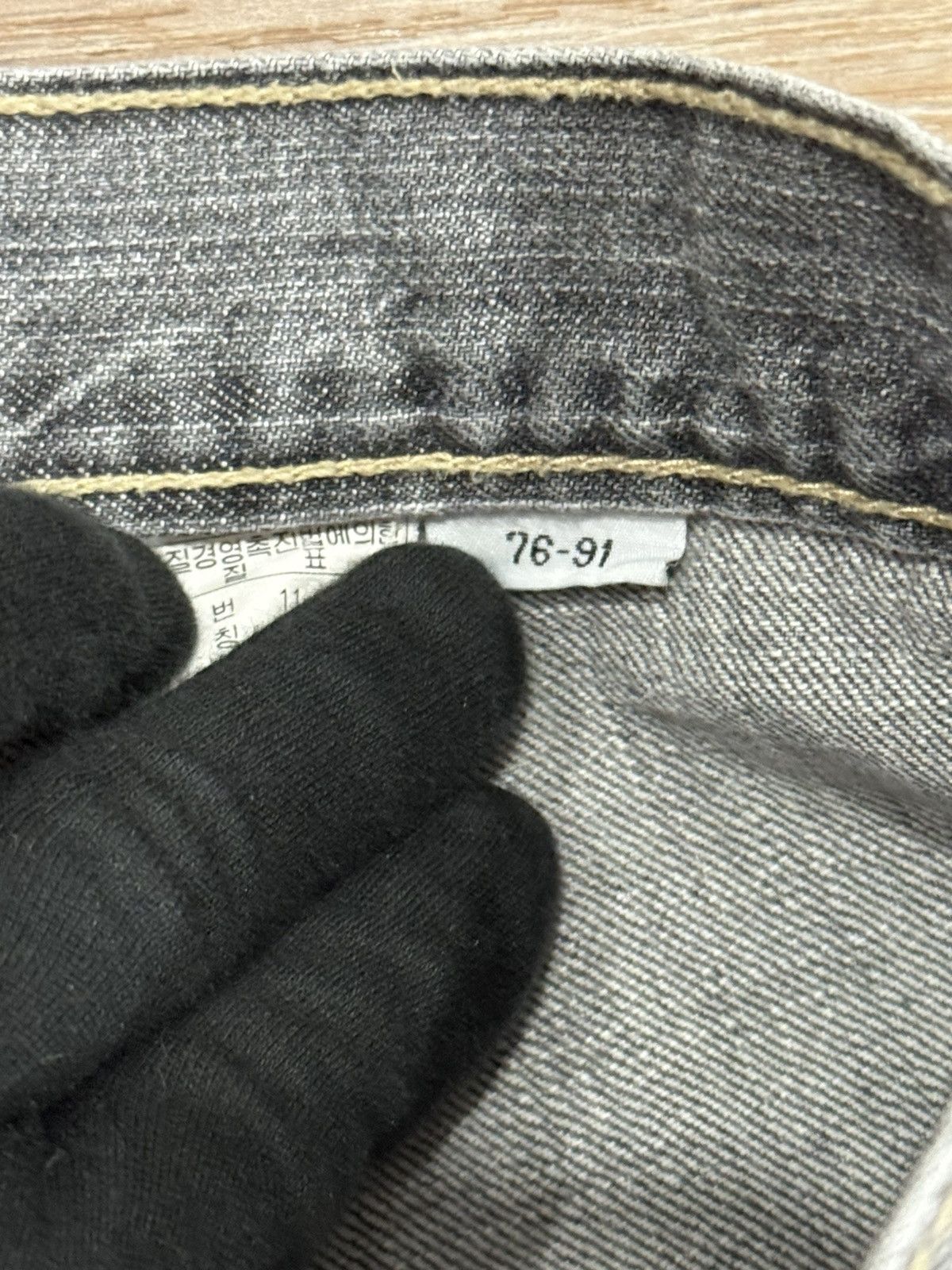 Giordano Vintage 90s Giordano Jeans Authentic Grey Wash Denim Size US 31 - 11 Thumbnail