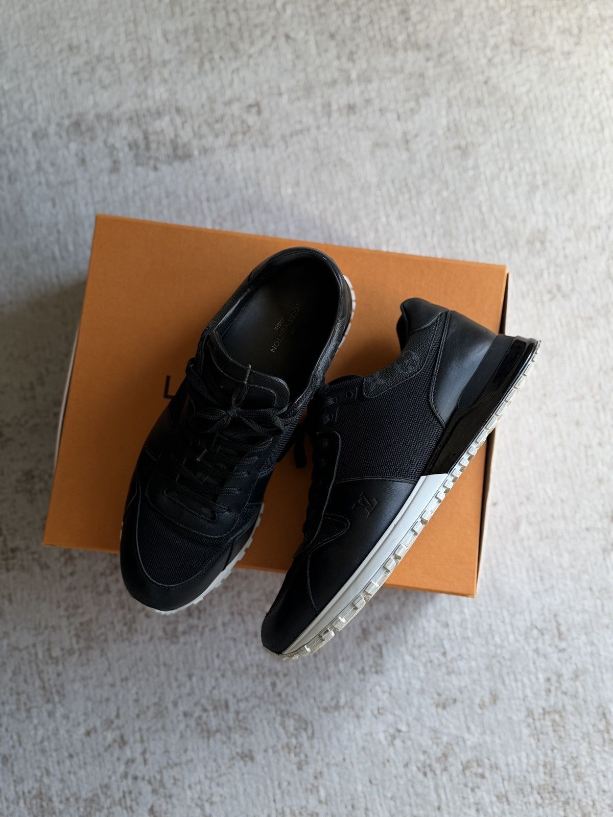 Louis Vuitton Louis Vuitton runway Sneakers | Size 10LV Size US 10 / EU 43 - 6 Thumbnail