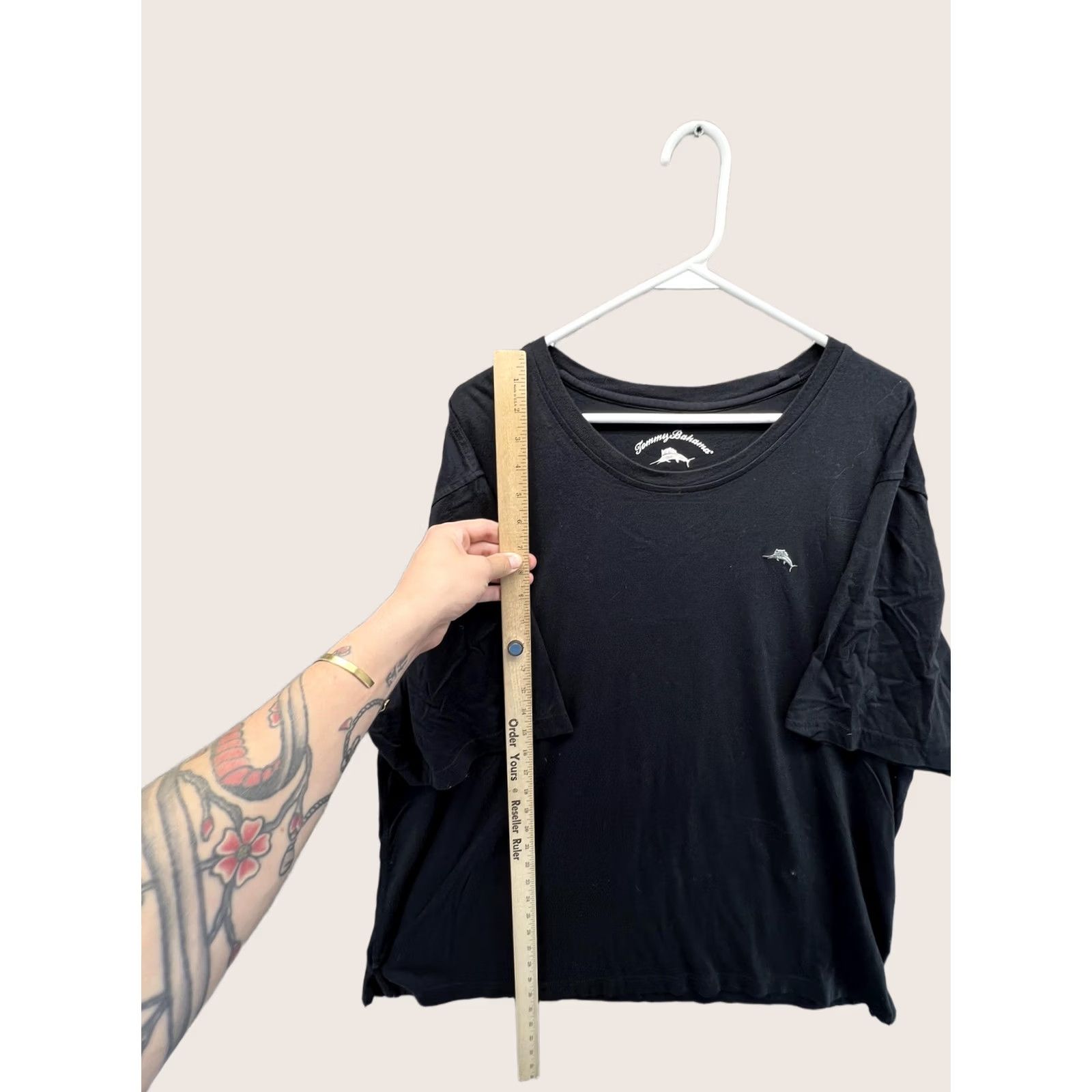 Tommy Bahama Tommy Bahama Shirt Mens 2XL Black Marlin Logo Crewneck Tee Tagless Soft Cotton Modal Short Sleeve Shirt Mens Clothes Black Logo Tee Size US XXL / EU 58 / 5 - 1 Thumbnail
