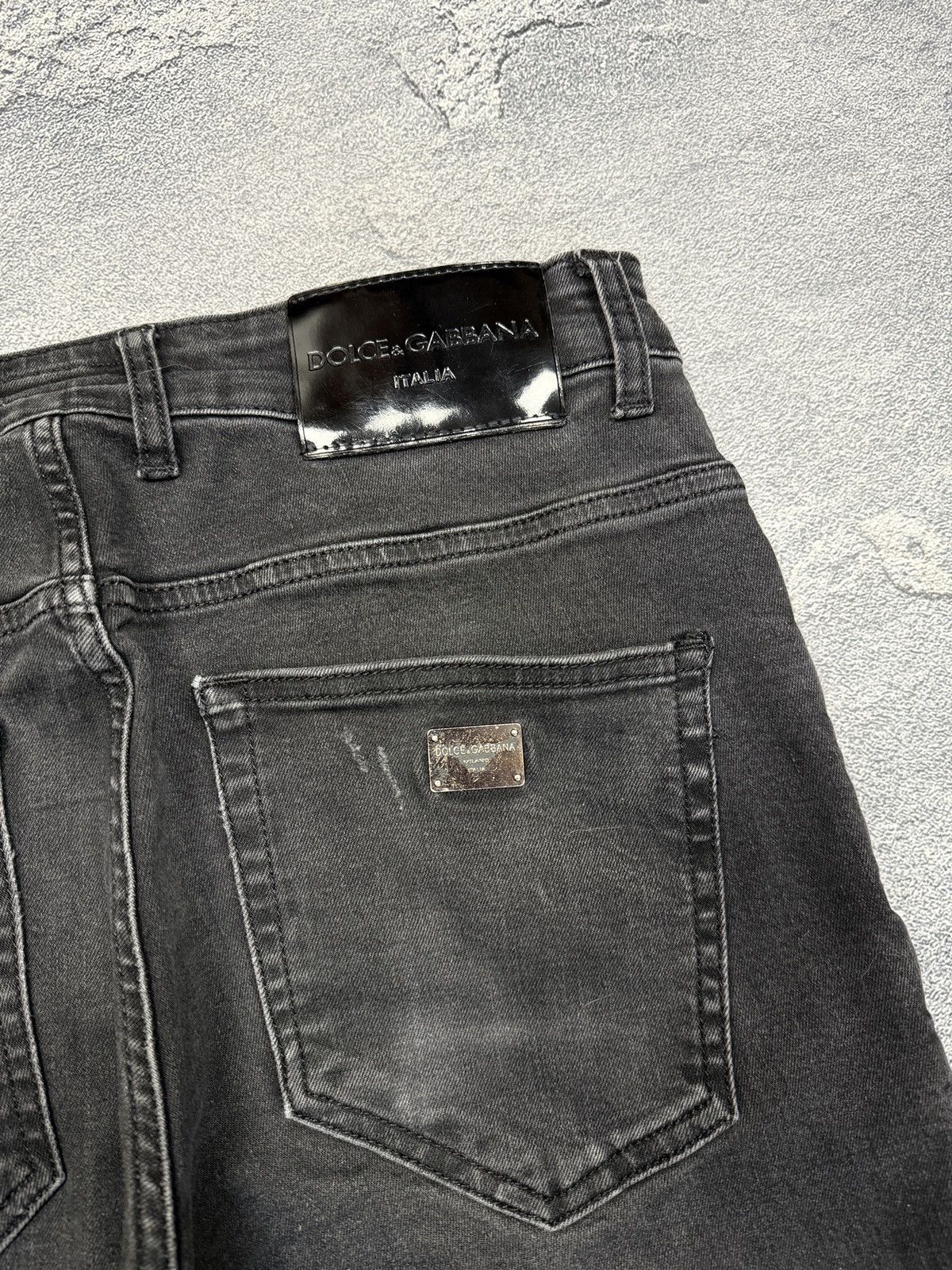 Dolce & Gabbana Dolce & Gabbana Metal Patch Logo Vintage Denim Pants Size US 34 / EU 50 - 5 Thumbnail