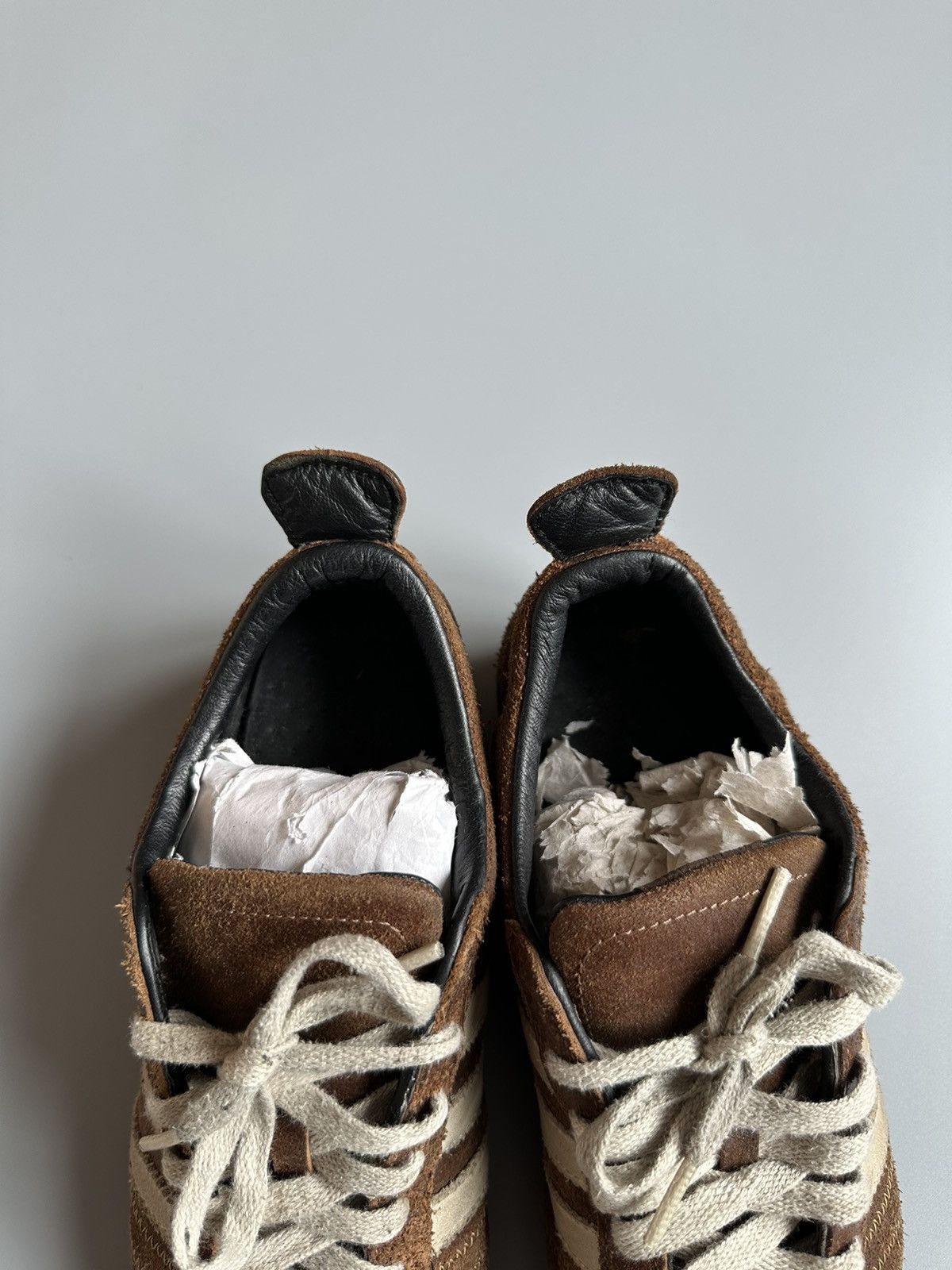 Vintage ADIDAS *CHILE 62* 2003 BROWN LEATHER TRAINERS US6,5 EU39 1/3 Size US 6.5 / EU 39-40 - 4 Thumbnail