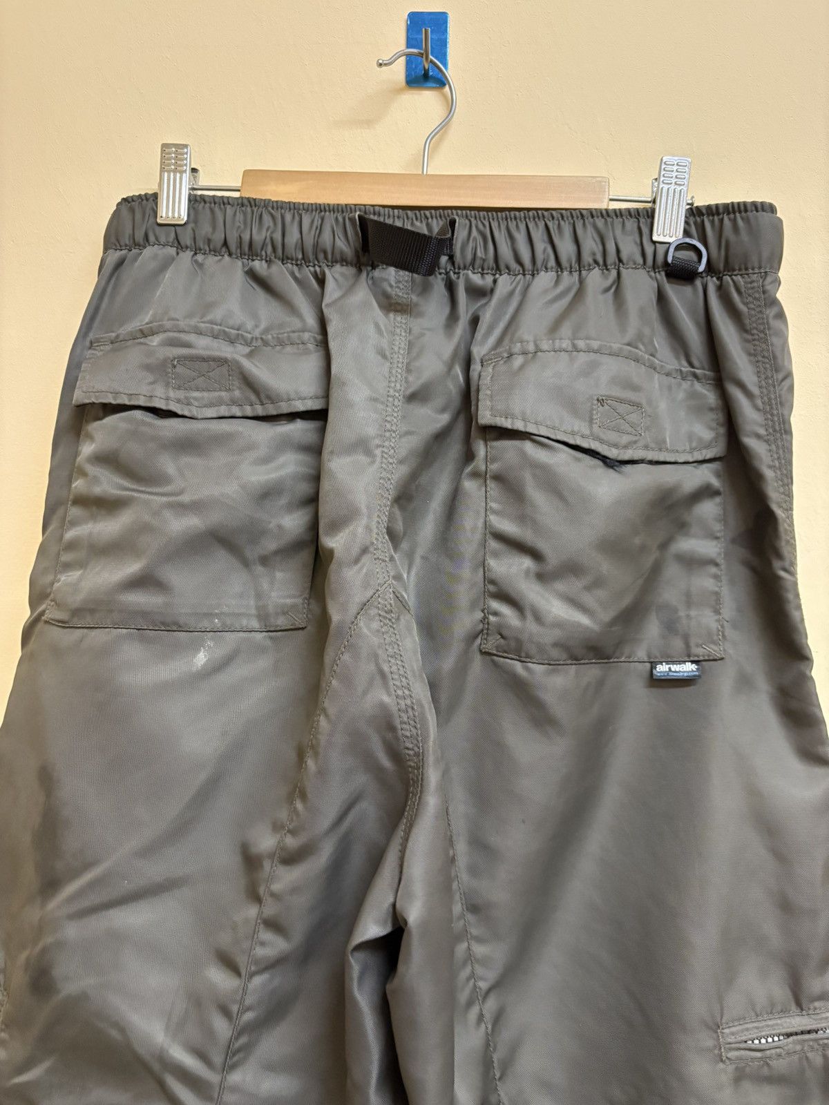 Airwalk × Vintage Vintage Y2k Airwalk Baggy Parachute Multi Pocket Pants Size US 30 / EU 46 - 4 Thumbnail