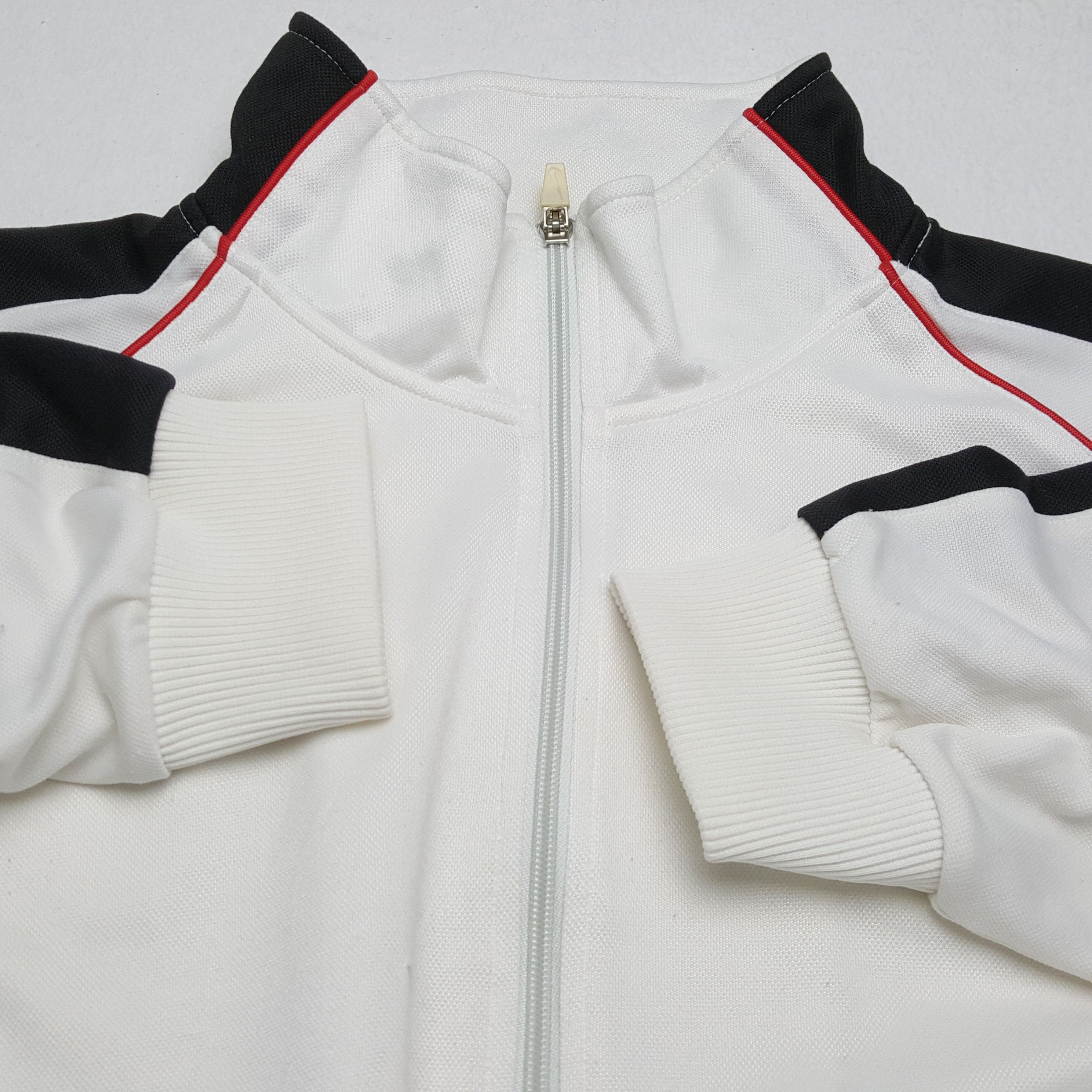 Nike × Vintage NIKE Sportswear Jacket Style Big Logo Design Size US L / EU 52-54 / 3 - 8 Thumbnail