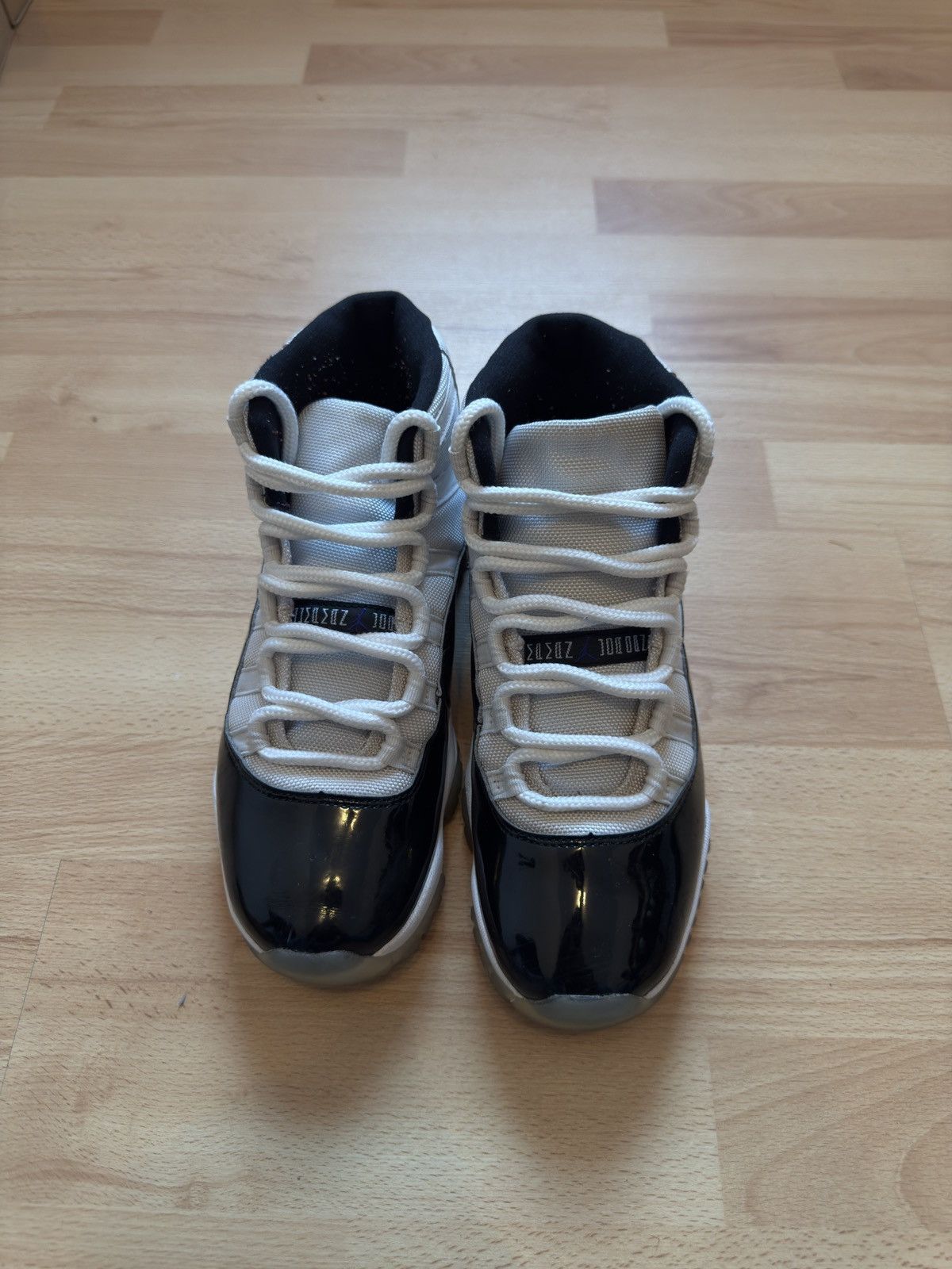Jordan Brand Air Jordan 11 Concord Size US 8 / EU 41 - 2 Thumbnail