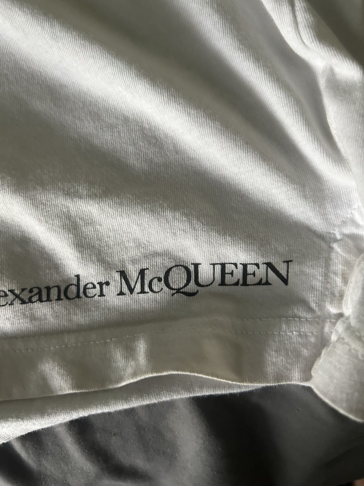 Alexander McQueen Alexander McQueen skull T Size US M / EU 48-50 / 2 - 5 Thumbnail