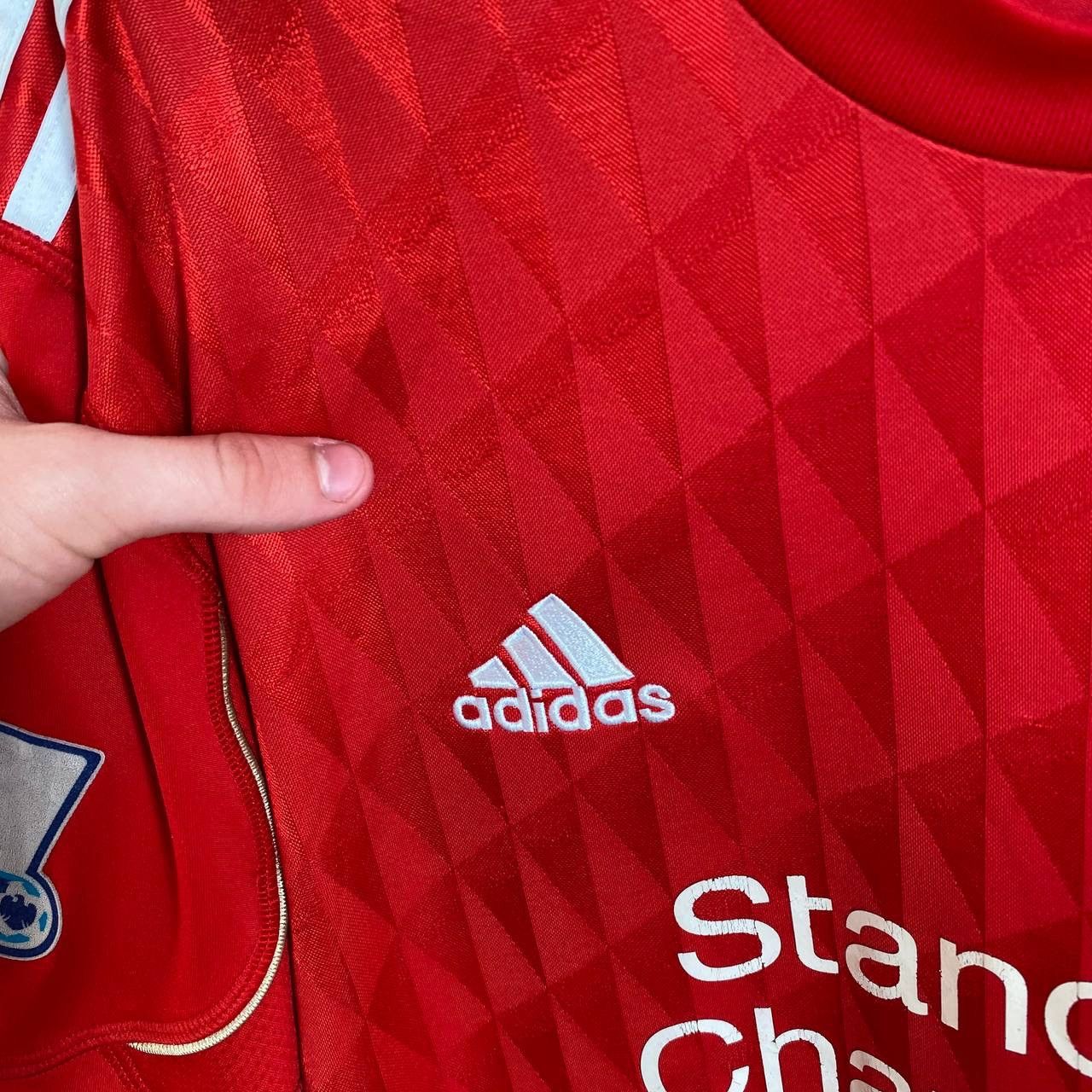 Adidas × Vintage Vintage Adidas Liverpool 2010 home soccer jersey Size US XL / EU 56 / 4 - 4 Thumbnail