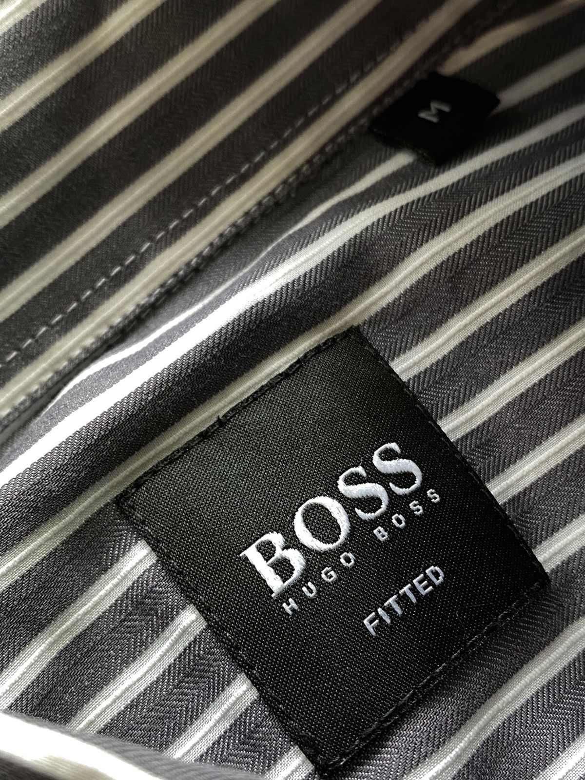 Hugo Boss Hugo Boss Fitted Ls stripe shirt Size US M / EU 48-50 / 2 - 3 Thumbnail
