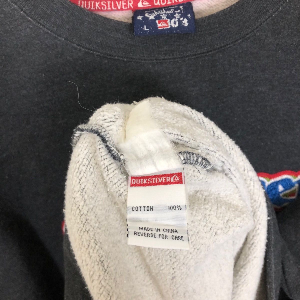 Quicksilver Vintage Quiksilver Crewneck Sweatshirt Big Logo Embroidery Size US L / EU 52-54 / 3 - 9 Thumbnail