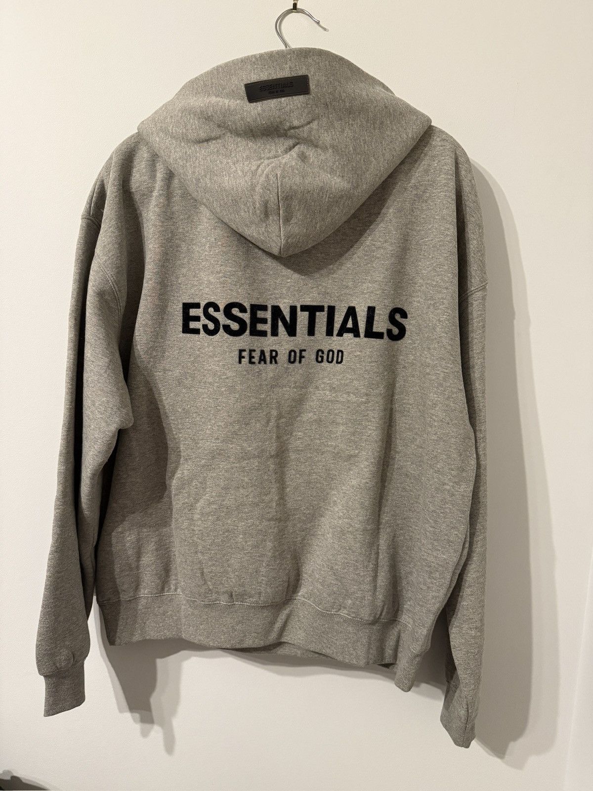 Fear of God Essentials Hoodie Oatmeal Grey Size US M / EU 48-50 / 2 - 5 Thumbnail