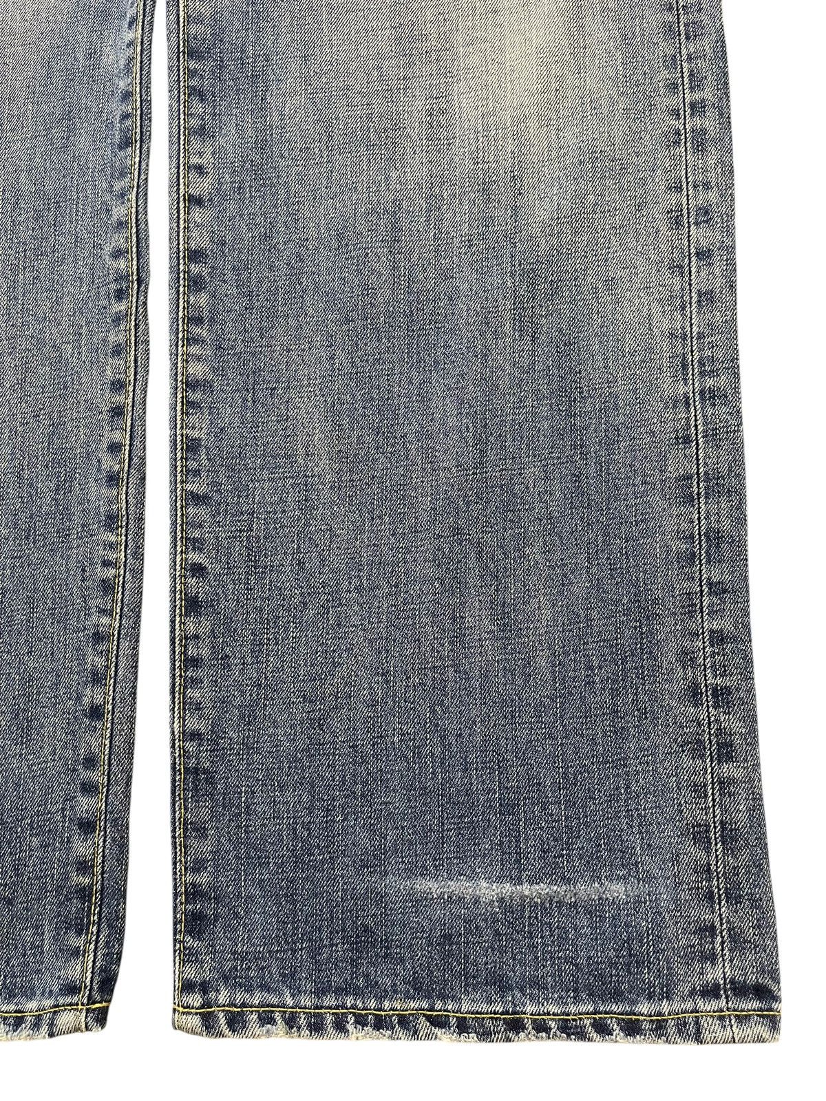 Uniqlo Vintage Japanese Uniqlo Blue Faded Wash Distress Baggy Jeans Size US 36 / EU 52 - 8 Thumbnail