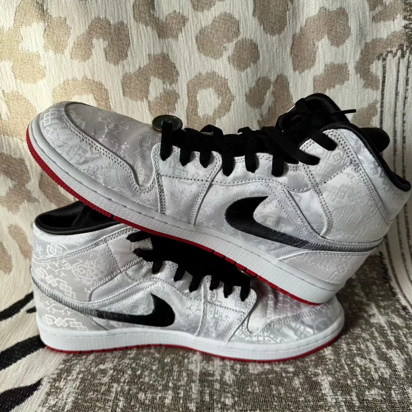 Nike CLOT x Air Jordan 1 Mid Fearless White Silk 45 Size US 11 / EU 44 - 4 Thumbnail