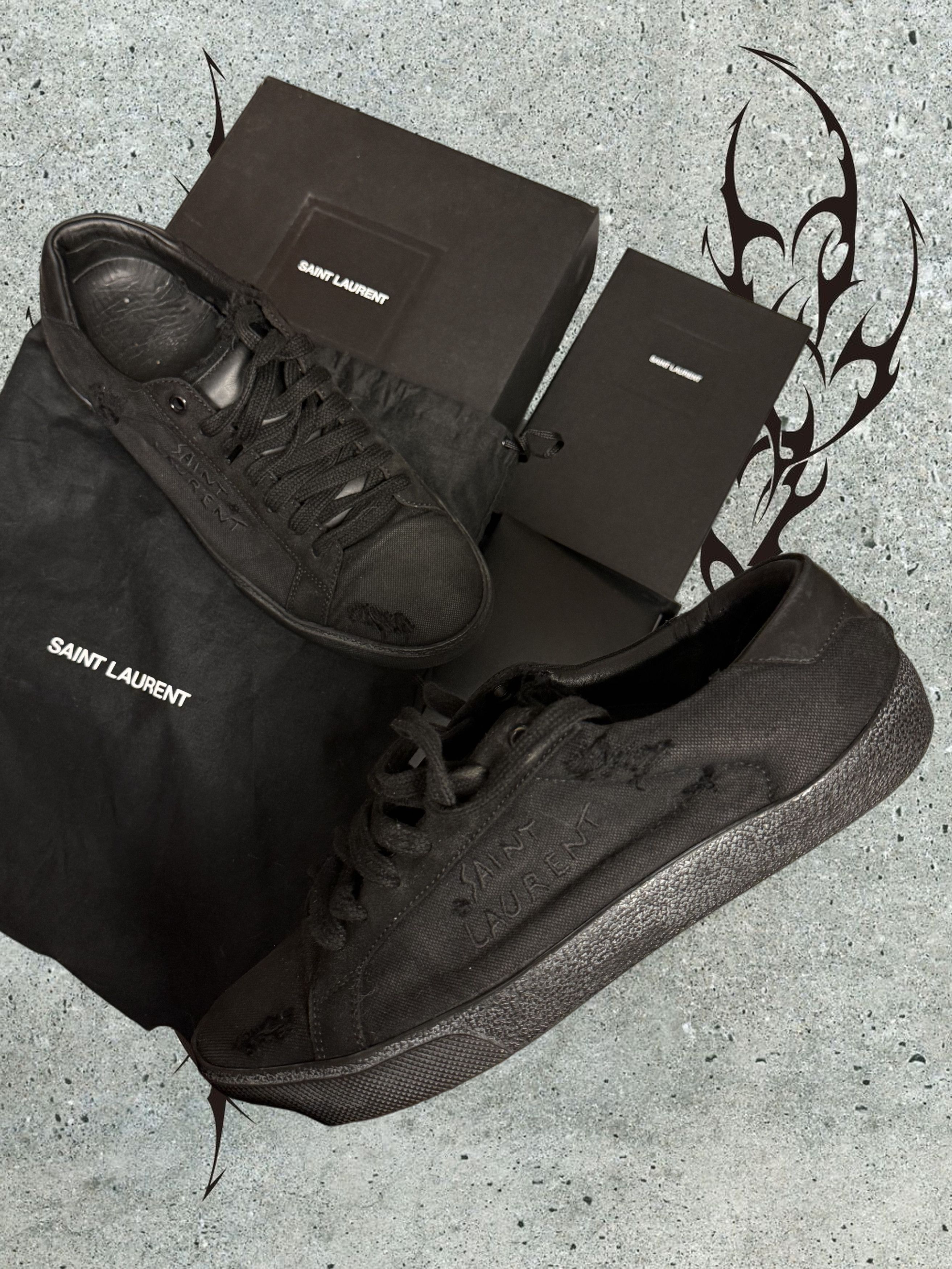 Saint Laurent Paris Distressed Saint Laurent Paris SL-06 low top canvas sneakers Size US 8 / EU 41 - 1 Thumbnail