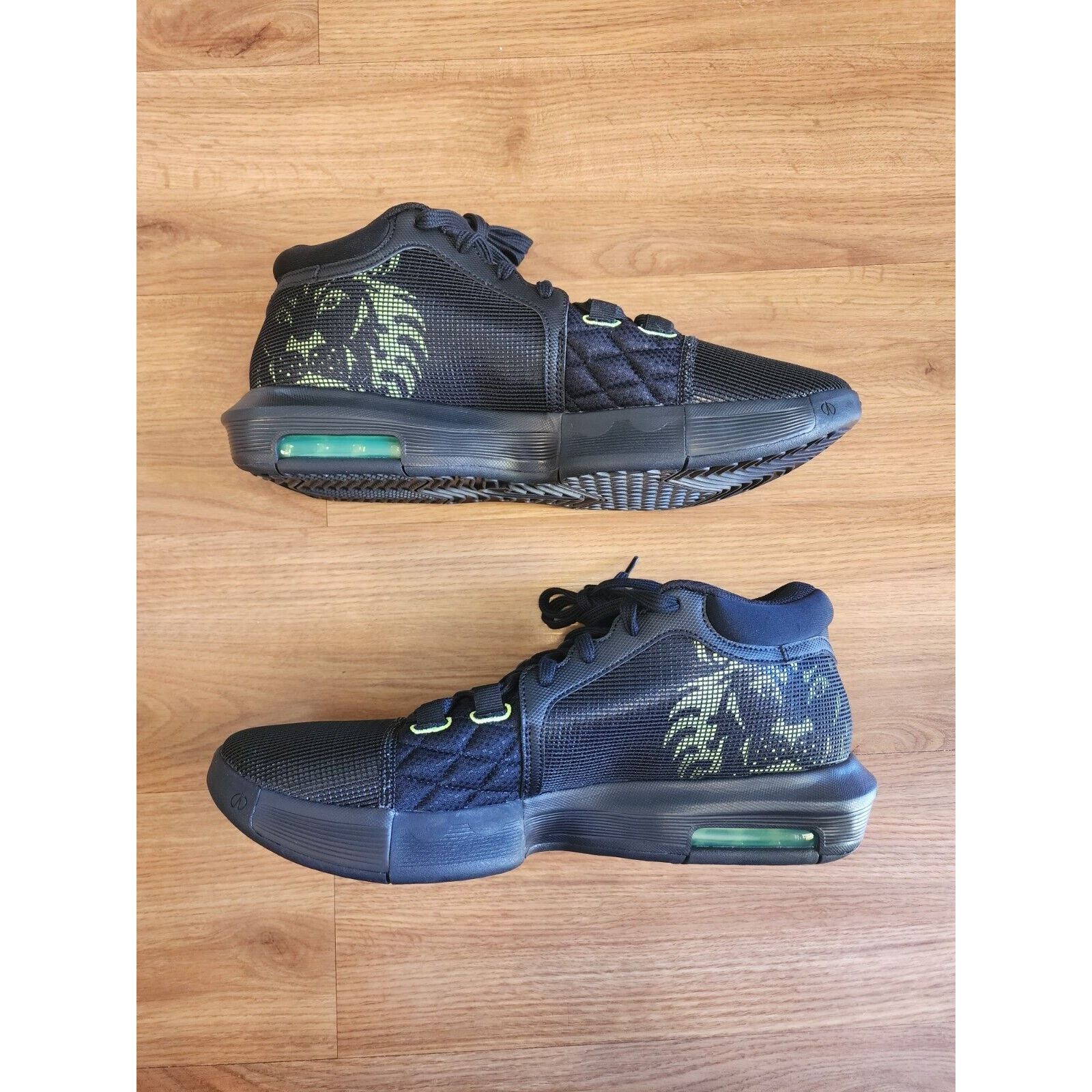 Nike NIKE LEBRON WITNESS 8 Basketball Shoe FB2239-002 Men's Sz 13 Size US 13 / EU 46 - 2 Thumbnail