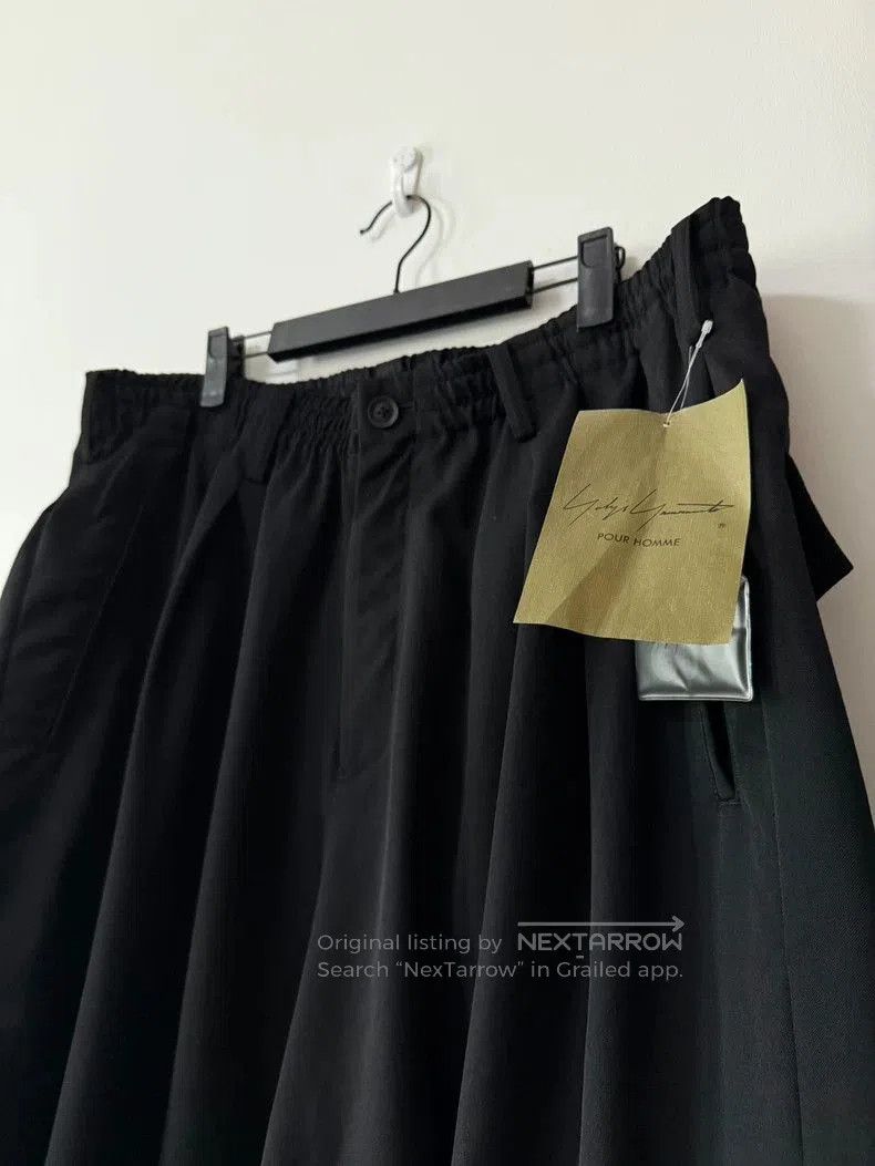 Yohji Yamamoto Wool Wide-Leg Cropped Pants.
