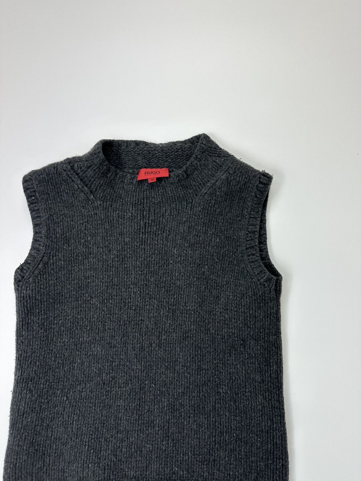 Hugo Boss Hugo Boss Merino Wool Vest M Size Gray Size US M / EU 48-50 / 2 - 6 Thumbnail