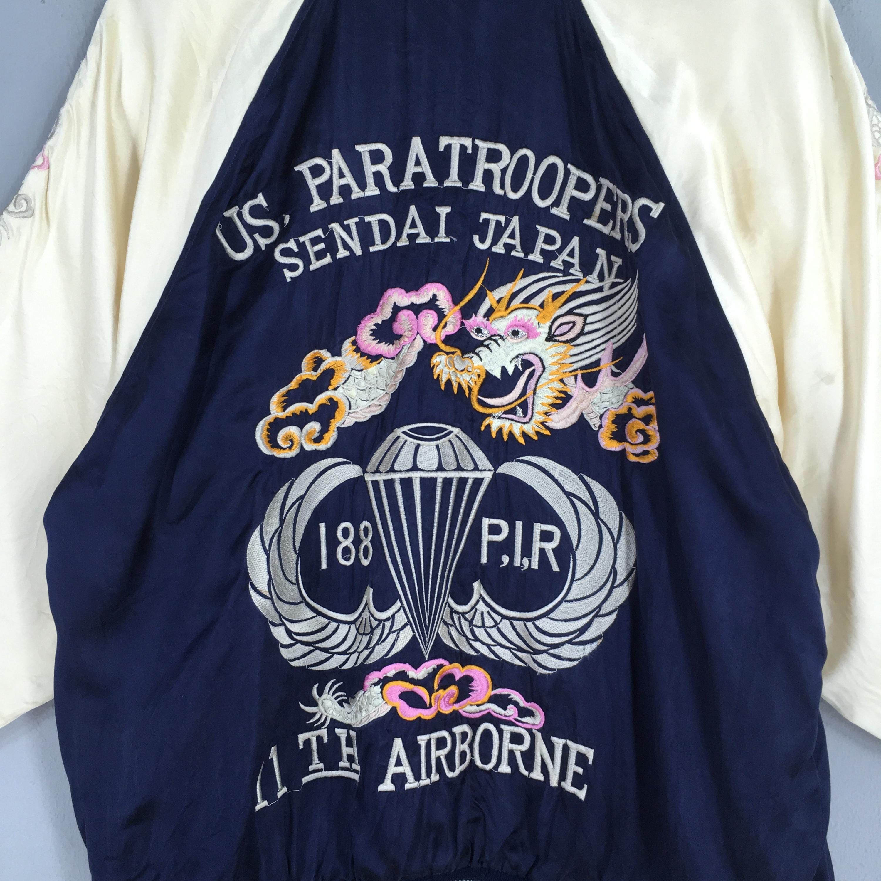Japanese Brand Vintage 90's Sukajan Yokosuka Dragon Souvenir Jacket Large Size US L / EU 52-54 / 3 - 2 Thumbnail