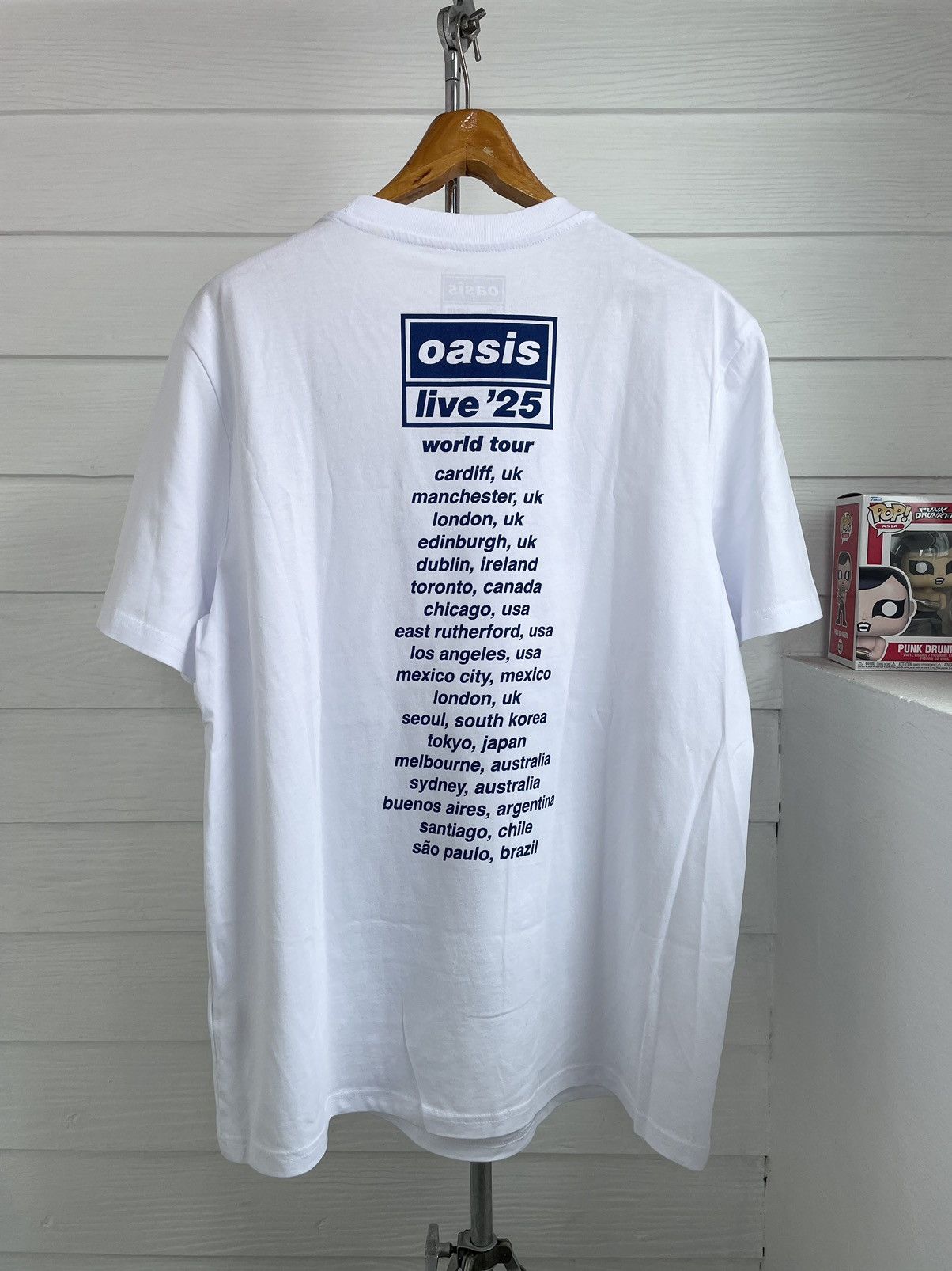 Band Tees OASIS COLOUR PHOTO LIVE 25 WORLD TOUR T-SHIRT WHITE (2025) Size US L / EU 52-54 / 3 - 2 Thumbnail