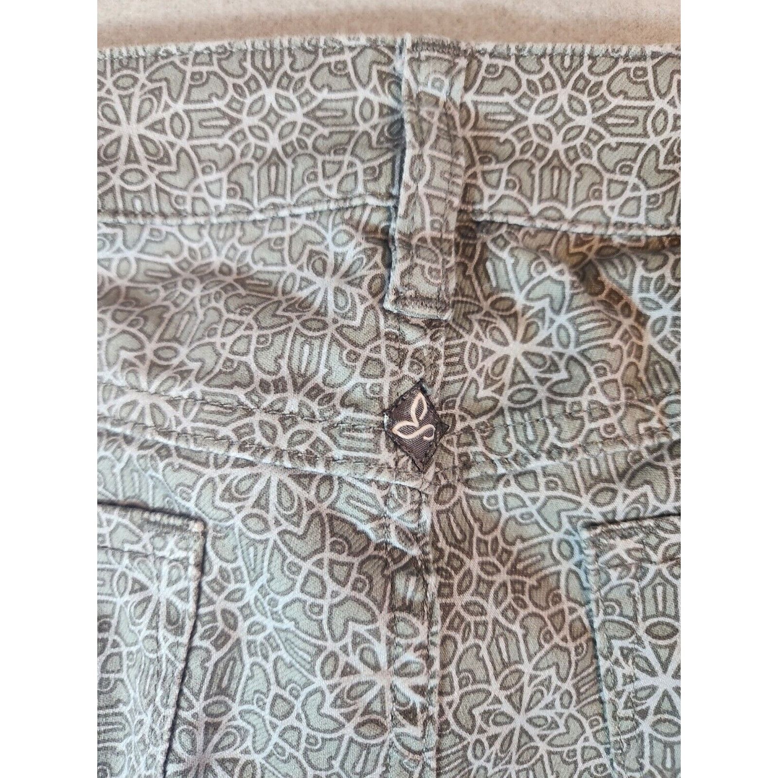 Prana PrAna Kara Jeans Organic Cotton Silver Gray Straight Leg Size 28" / US 6 / IT 42 - 6 Thumbnail