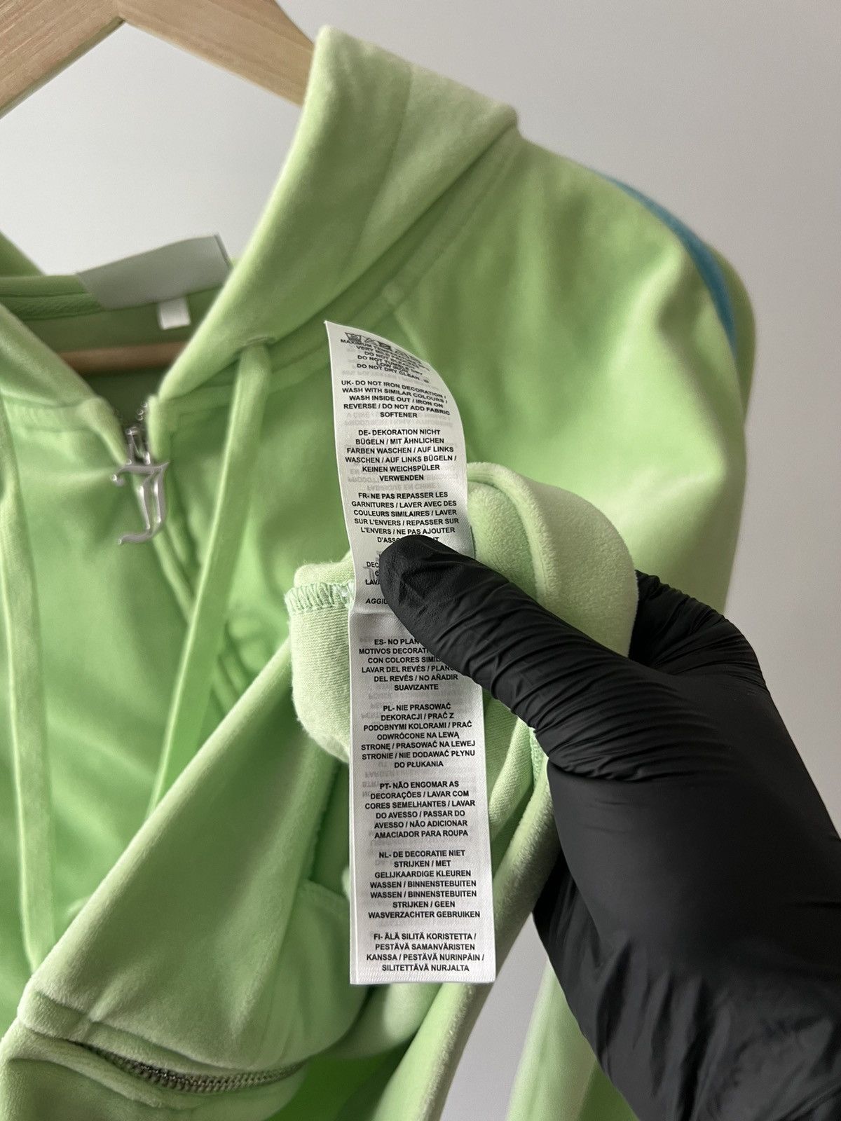 Juicy Couture Juicy Couture Women's Green Madison Hoodie Velour Medium Size M / US 6-8 / IT 42-44 - 16 Thumbnail