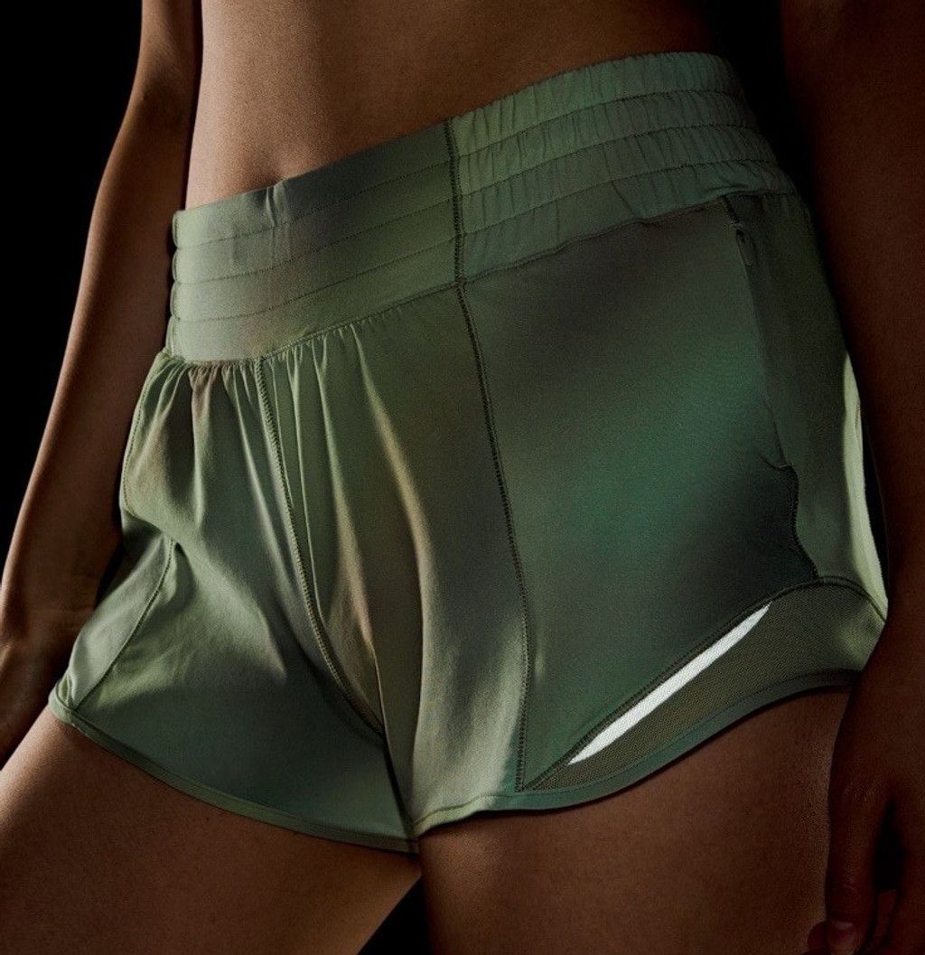 Lululemon LULULEMON HOTTY HOT HIGH RISE SHORT 4”LINED CDGM/PLMC SZ 14 Size 36" / US 14 / IT 50 - 6 Thumbnail