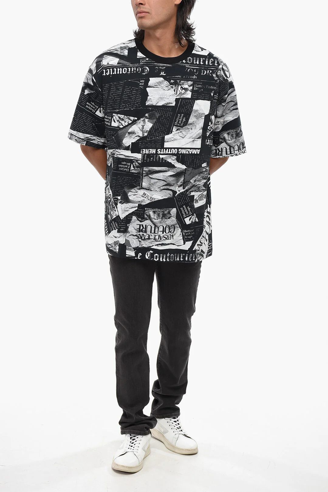 Versace og1mm0426 Printed Loose-Fit Crewneck T-Shirt in White/Black Size US S / EU 44-46 / 1 - 4 Thumbnail