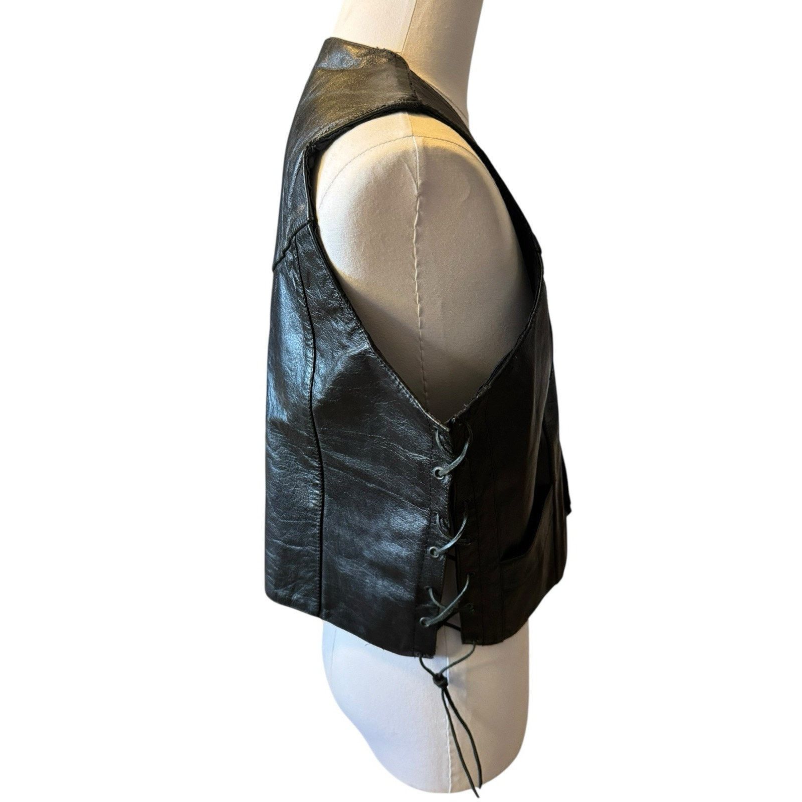 Genuine Leather Vintage Genuine Leather Black Motorcycle Vest Side Lacing Size US XL / EU 56 / 4 - 5 Thumbnail