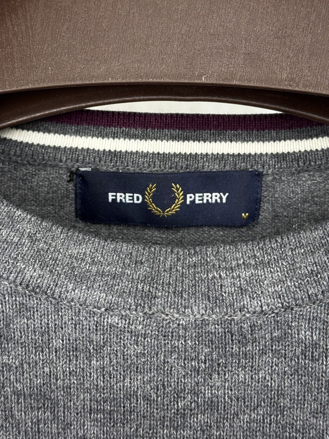 Fred Perry Fred Perry grey wool cotton small embroidered logo sweater Size US M / EU 48-50 / 2 - 9 Thumbnail