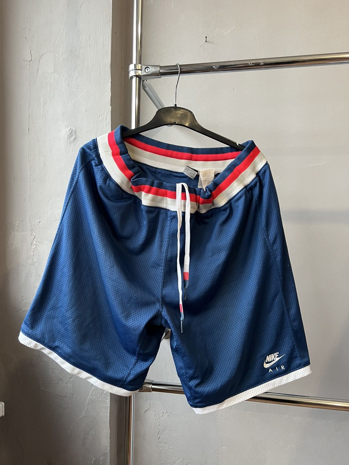 Nike NIKE SUPREME COURT BASKETBALL EDITION NIGHT CITY SHORTS XL Size US XL / EU 56 / 4 - 2 Thumbnail