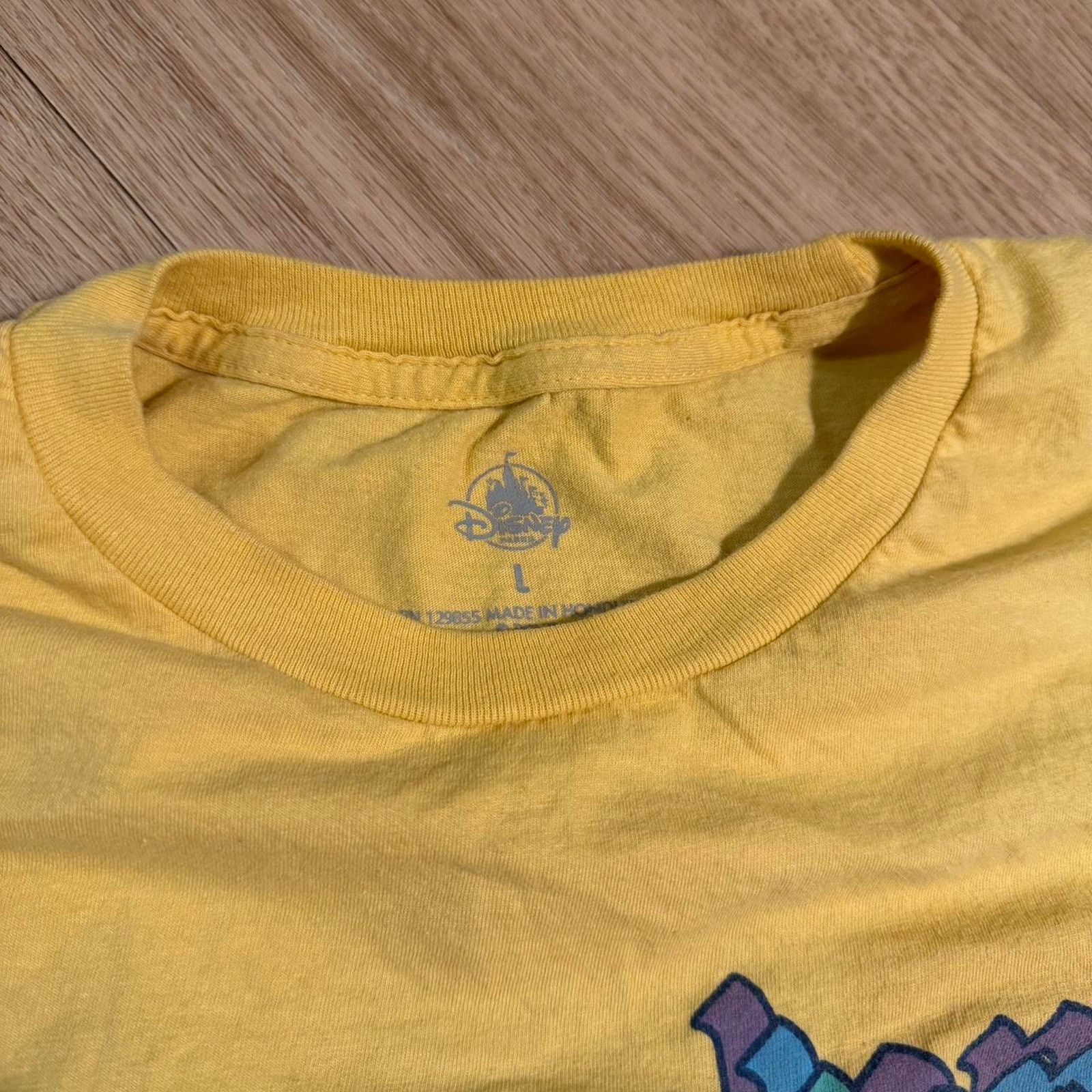 Disney Disneyland resort yellow tee Size L / US 10 / IT 46 - 3 Thumbnail