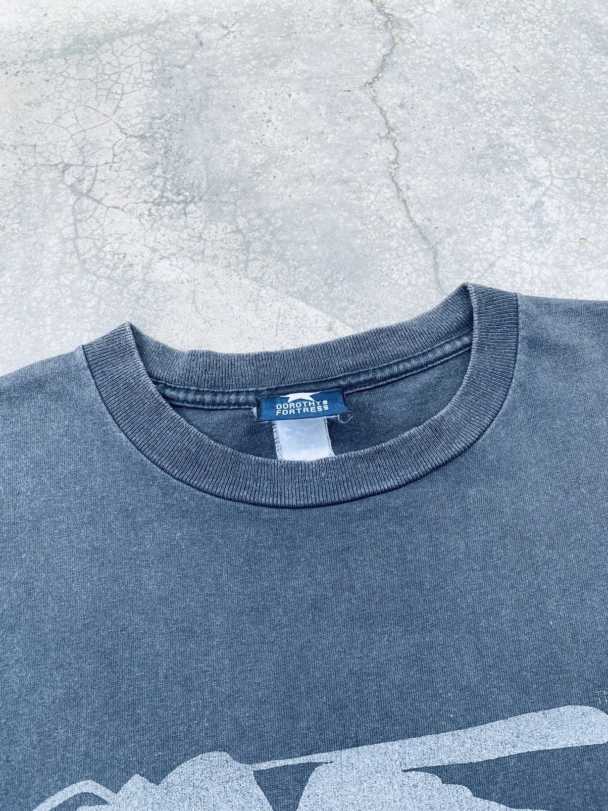 Vintage Vintage Dorothys Fortress Sisters Fuct Brand Rare Tees Size US M / EU 48-50 / 2 - 3 Thumbnail