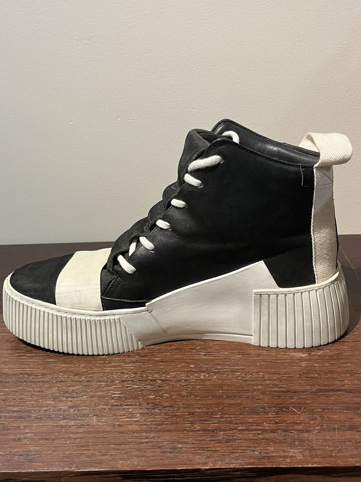 Boris Bidjan Saberi Boris Bidjan Saberi Bamba Size US 9 / EU 42 - 10 Thumbnail
